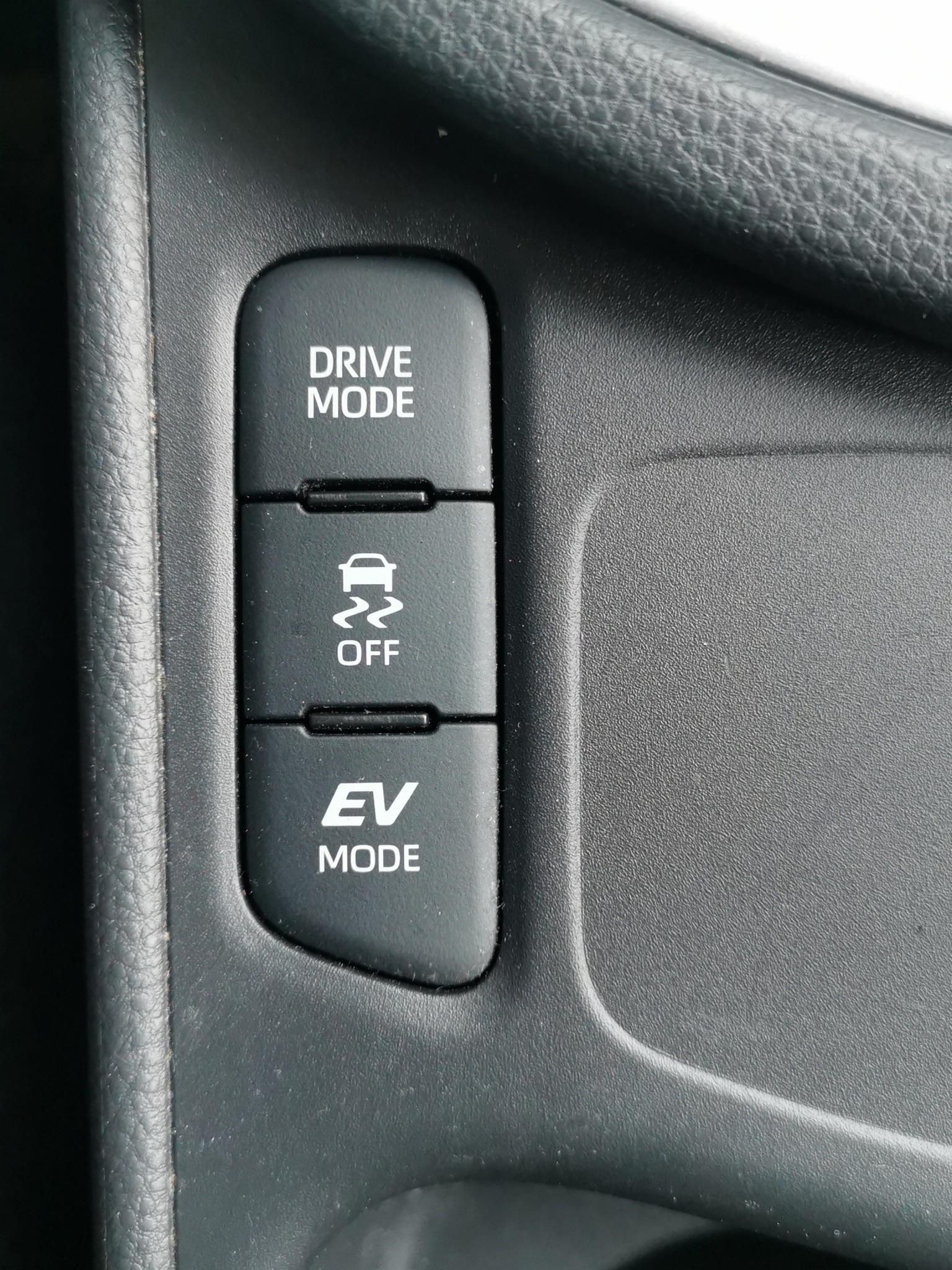 MAZDA 2 Hybrid Centre-line-image-19