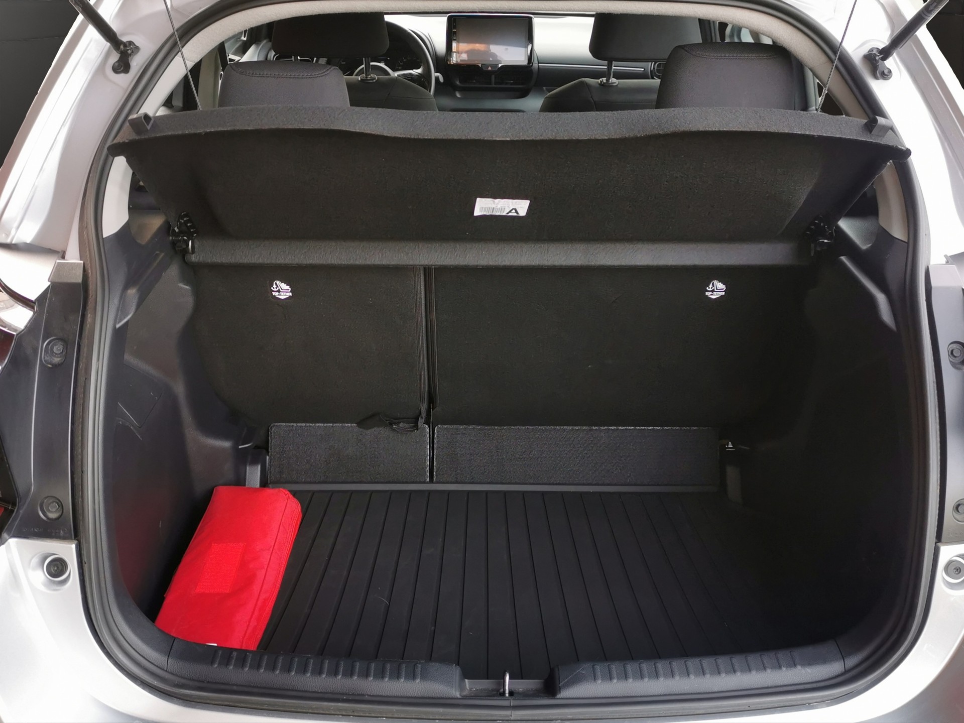 MAZDA 2 Hybrid Centre-line-image-8
