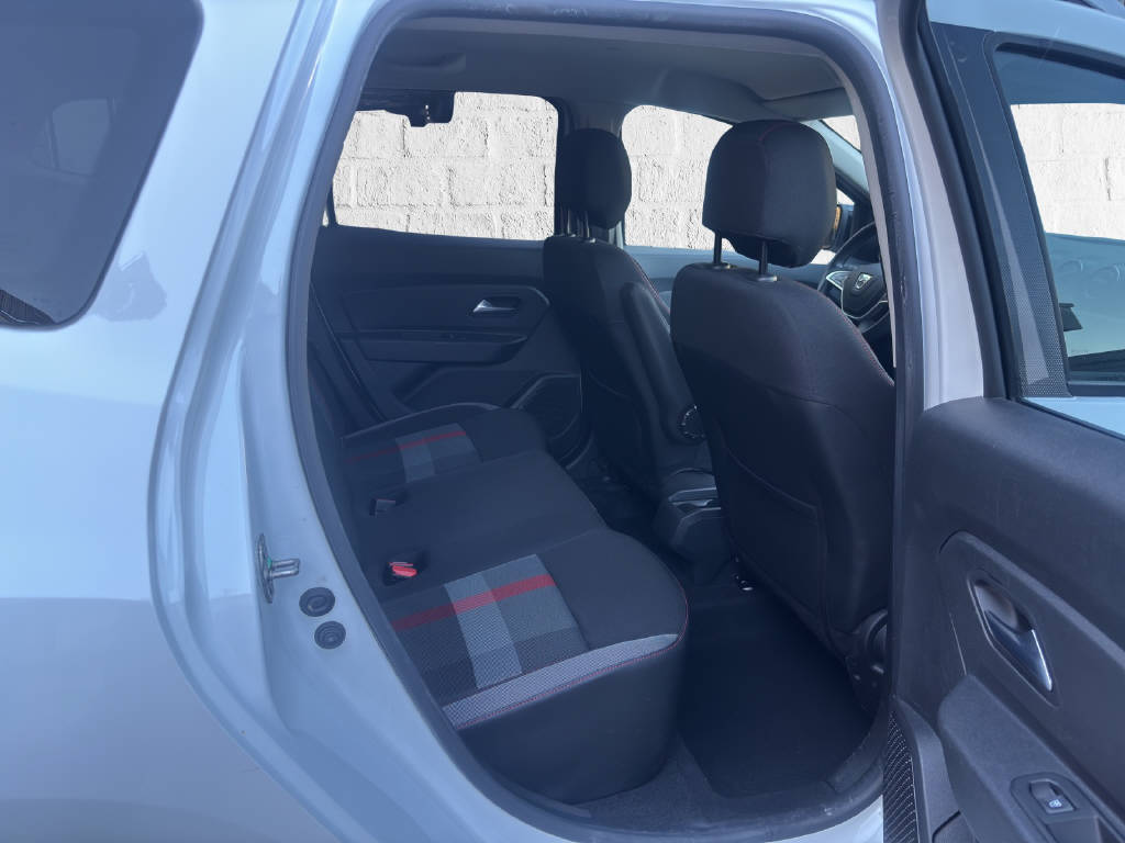 DACIA Duster 1.6 Ultimate 4WD-image-9