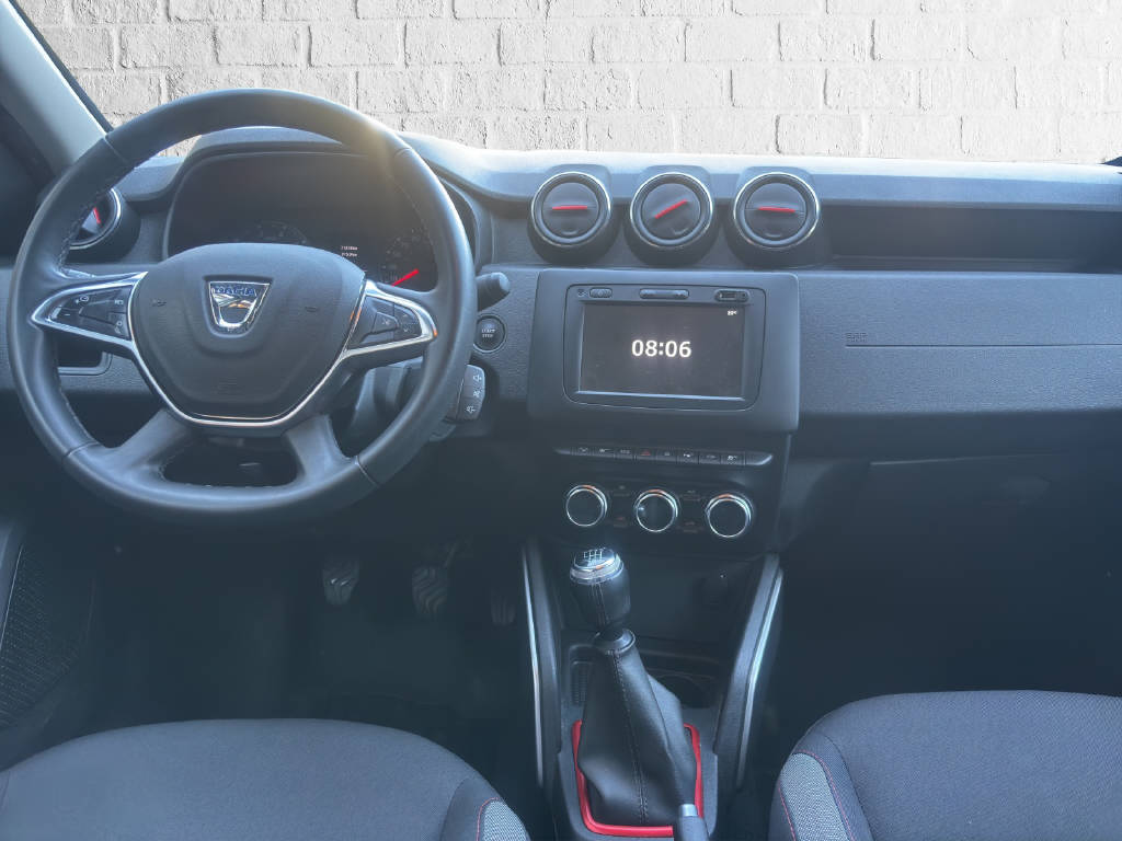 DACIA Duster 1.6 Ultimate 4WD-image-7