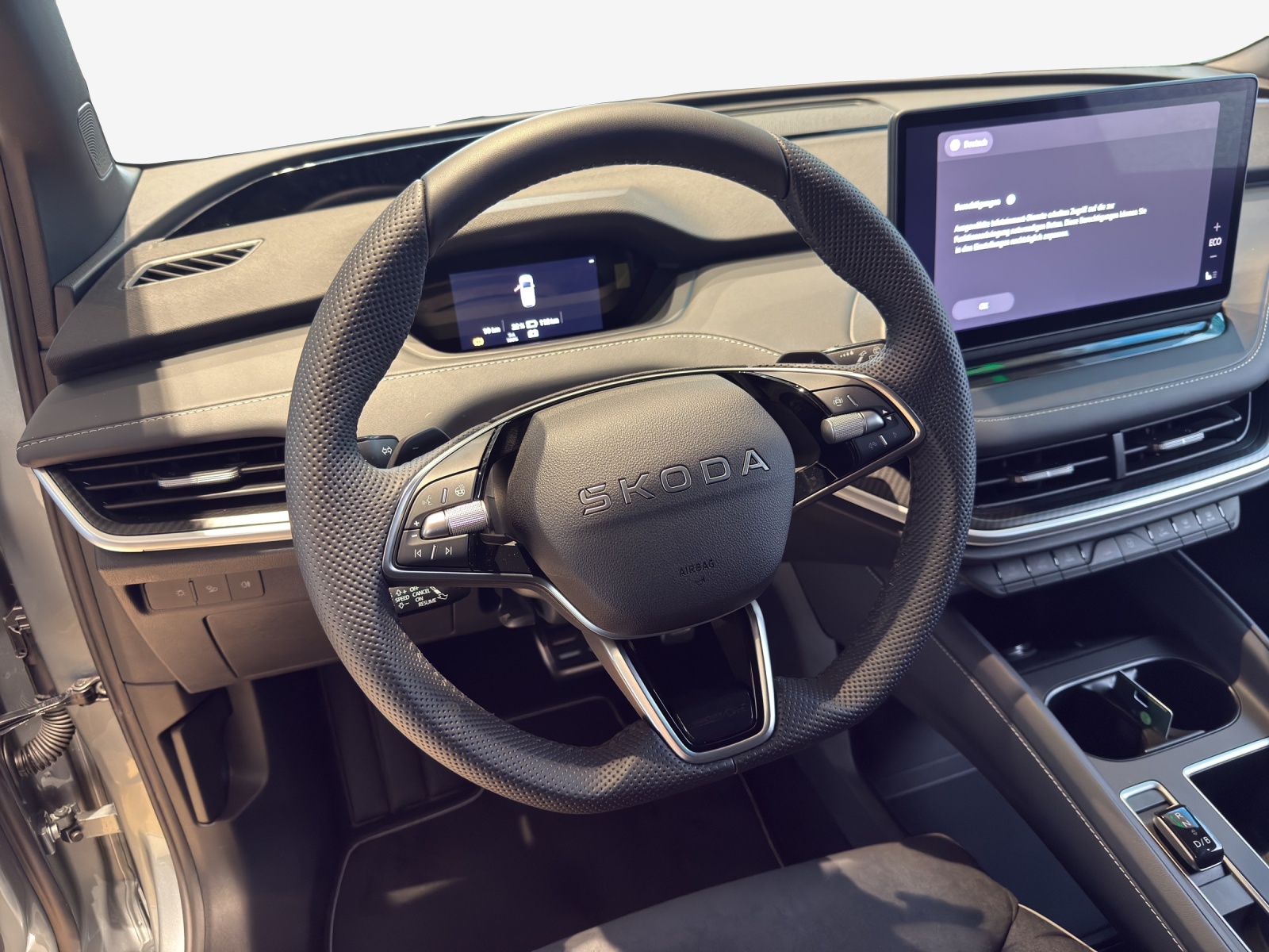 SKODA Enyaq 85x Sportline 4x4-image-9