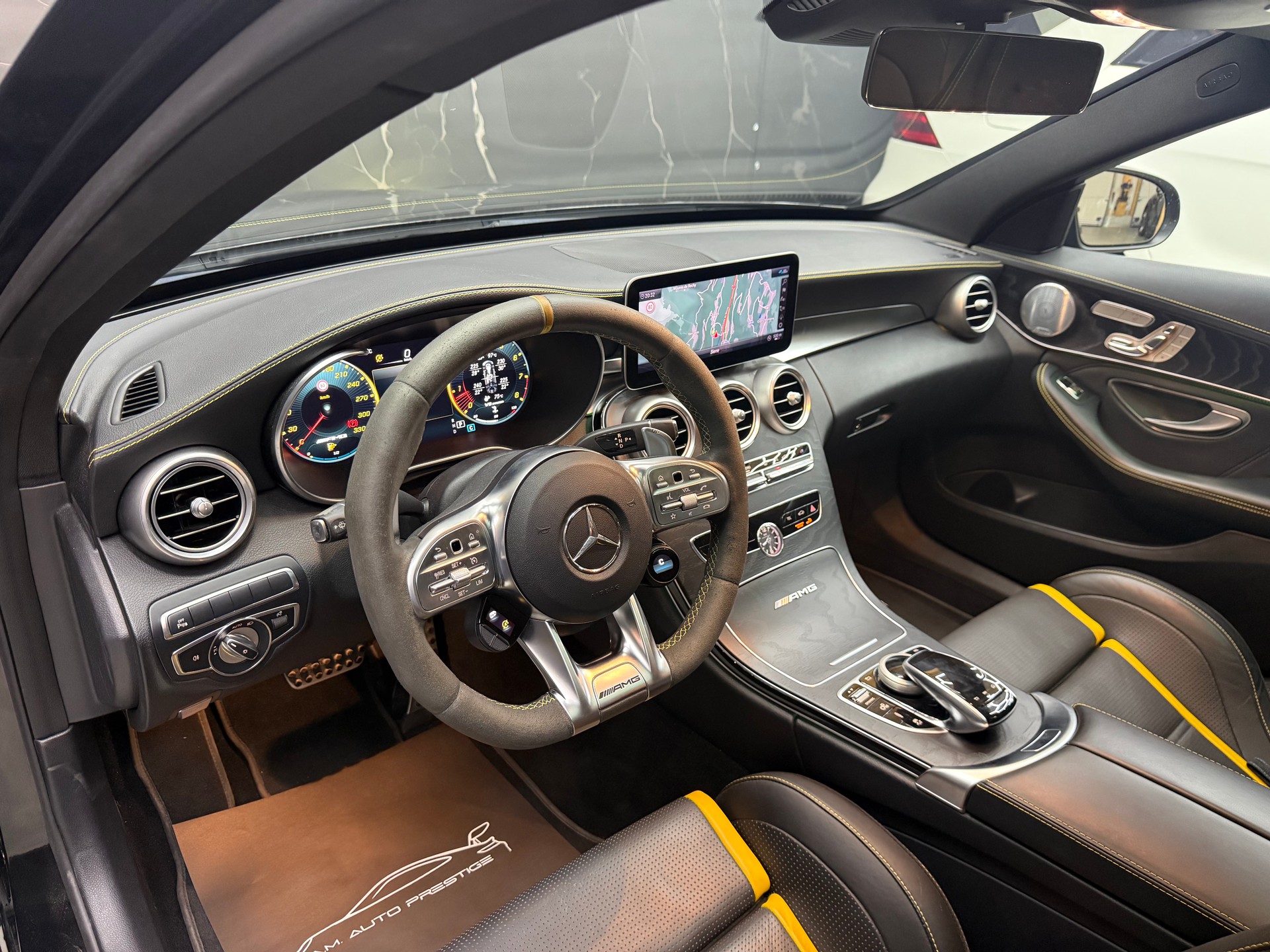 MERCEDES-BENZ C 63 S AMG Speedshift-image-6