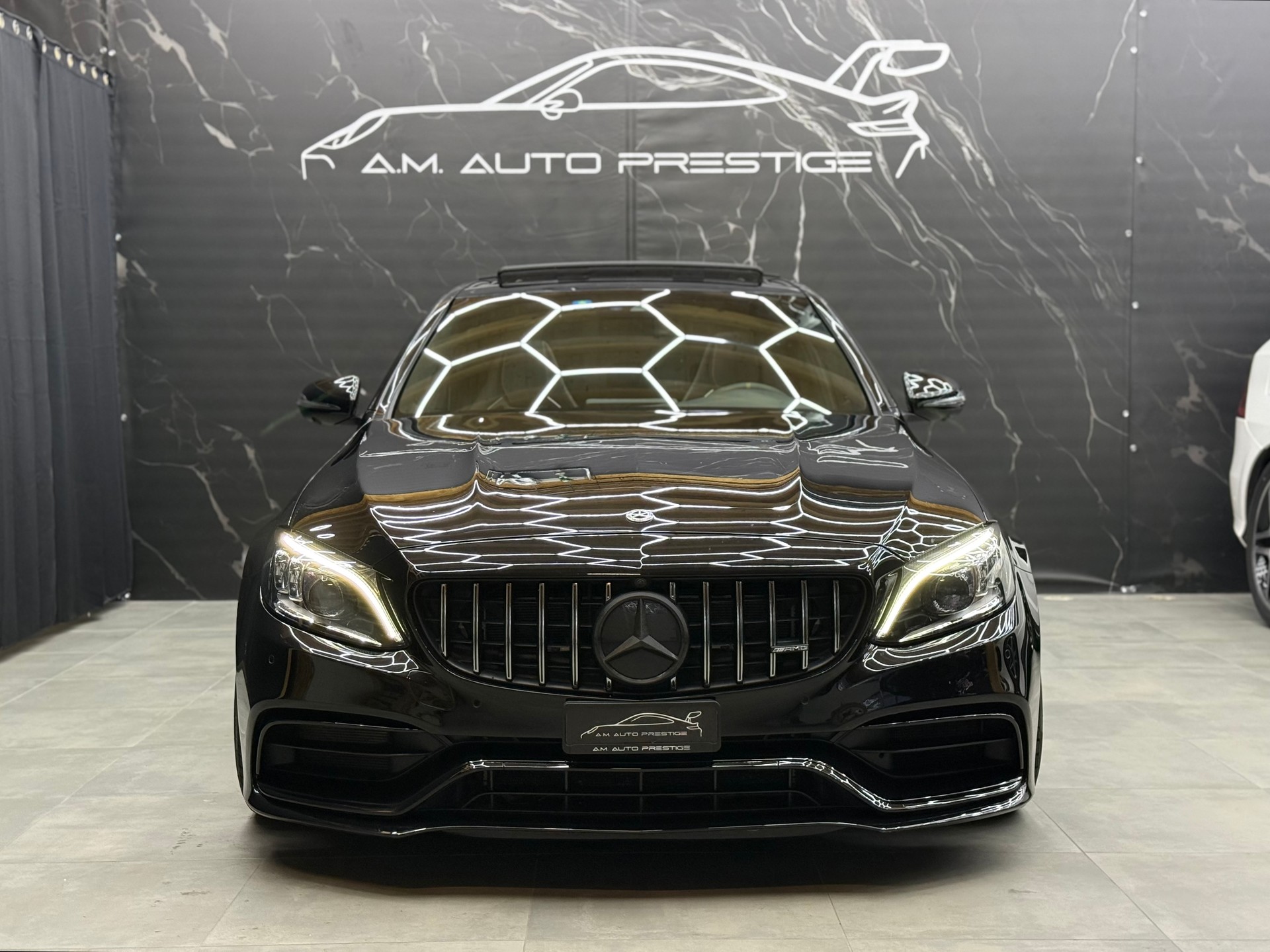 MERCEDES-BENZ C 63 S AMG Speedshift-image-1