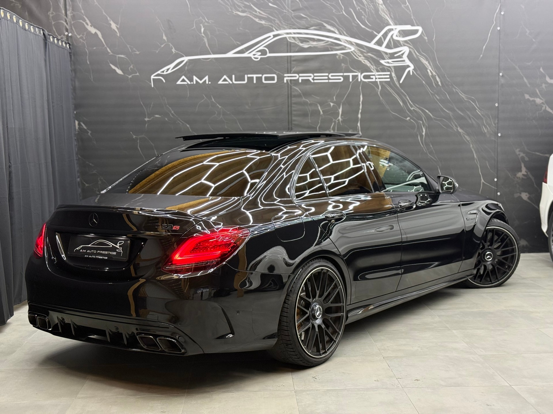 MERCEDES-BENZ C 63 S AMG Speedshift-image-3