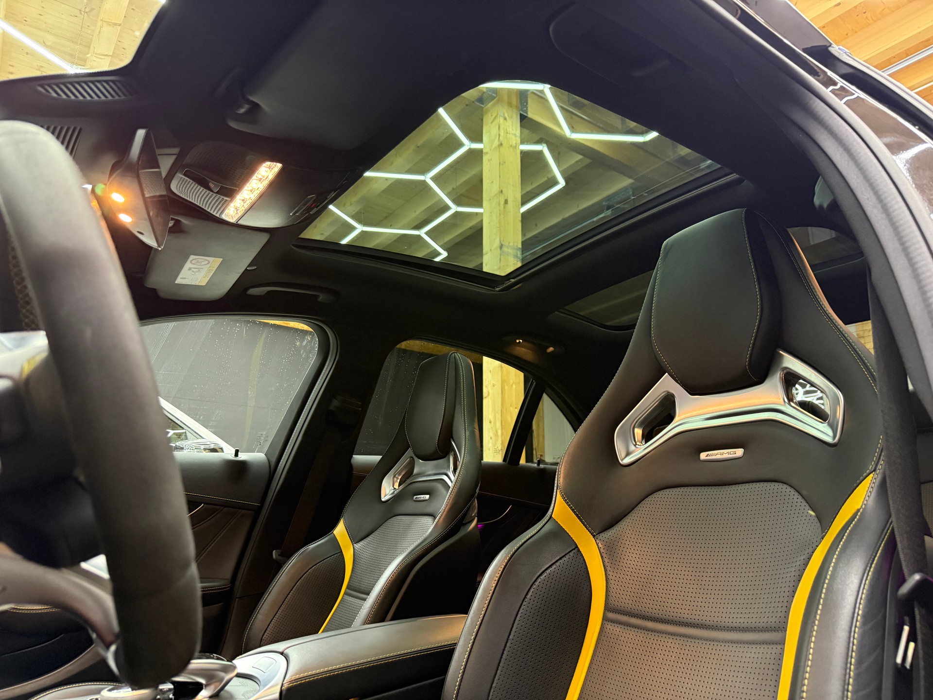 MERCEDES-BENZ C 63 S AMG Speedshift-image-8
