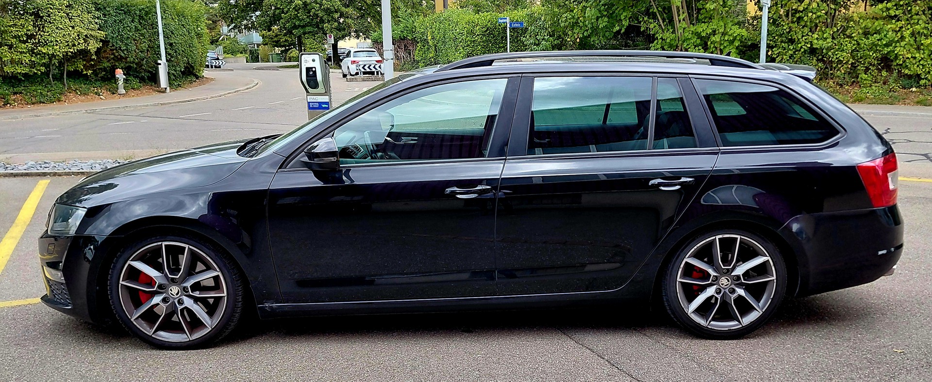 SKODA Octavia Combi 2.0 TDI RS DSG-image-7