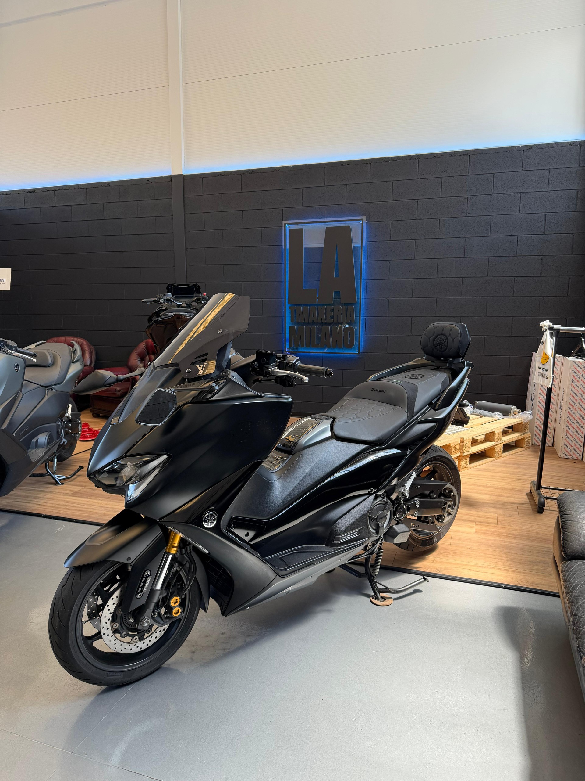 YAMAHA T-MAX Tech-Max XP 560-image-6