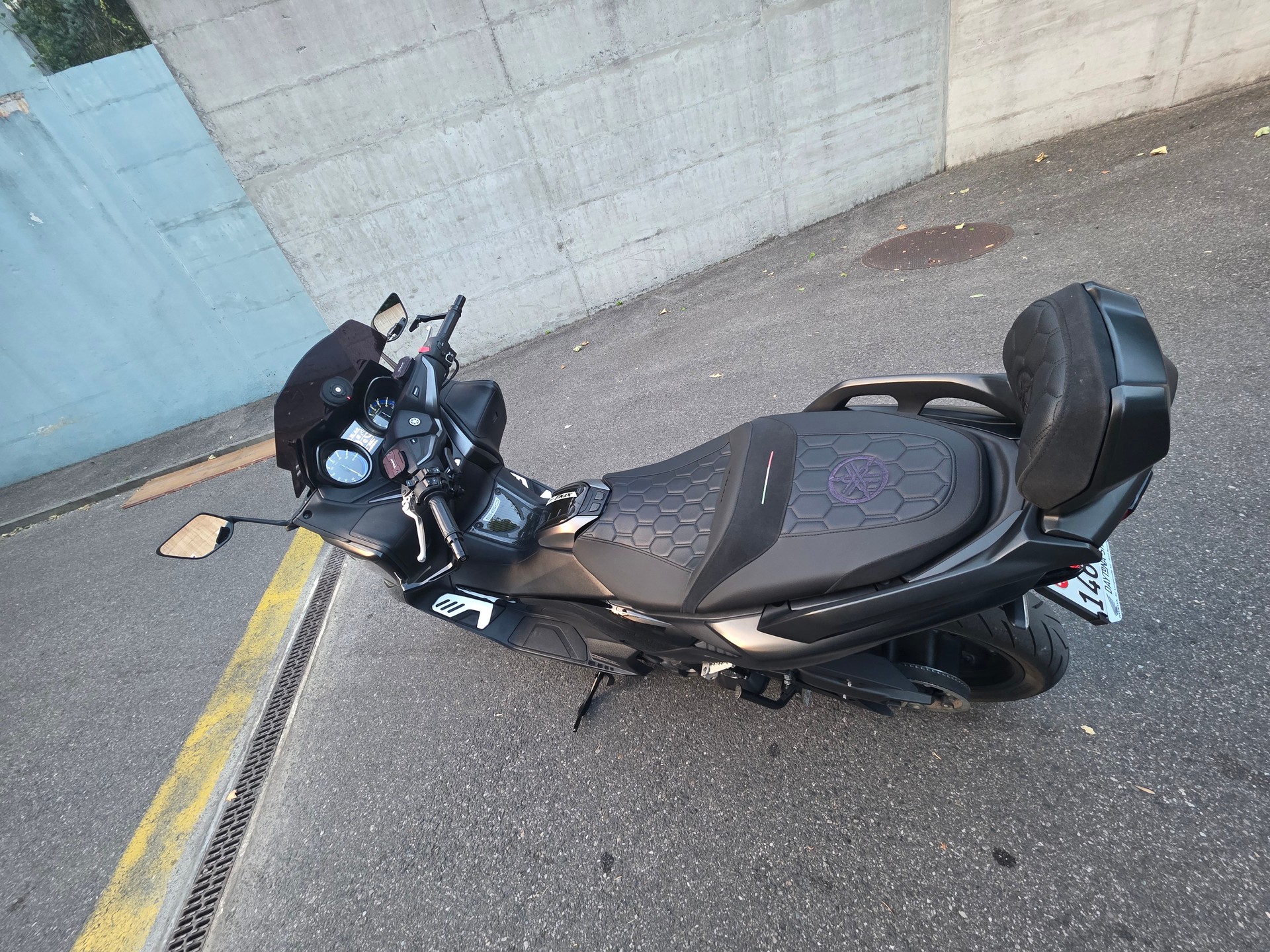 YAMAHA T-MAX Tech-Max XP 560-image-4