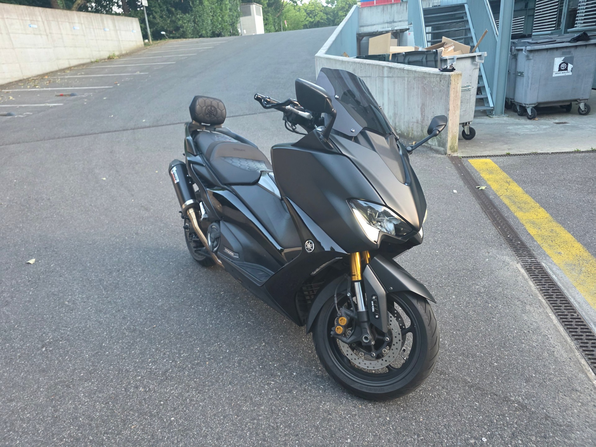 YAMAHA T-MAX Tech-Max XP 560-image-2