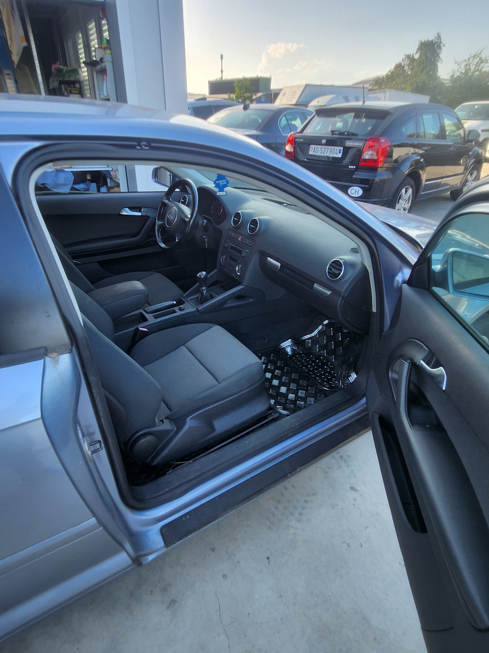 AUDI A3 2.0 FSI Ambition-image-5