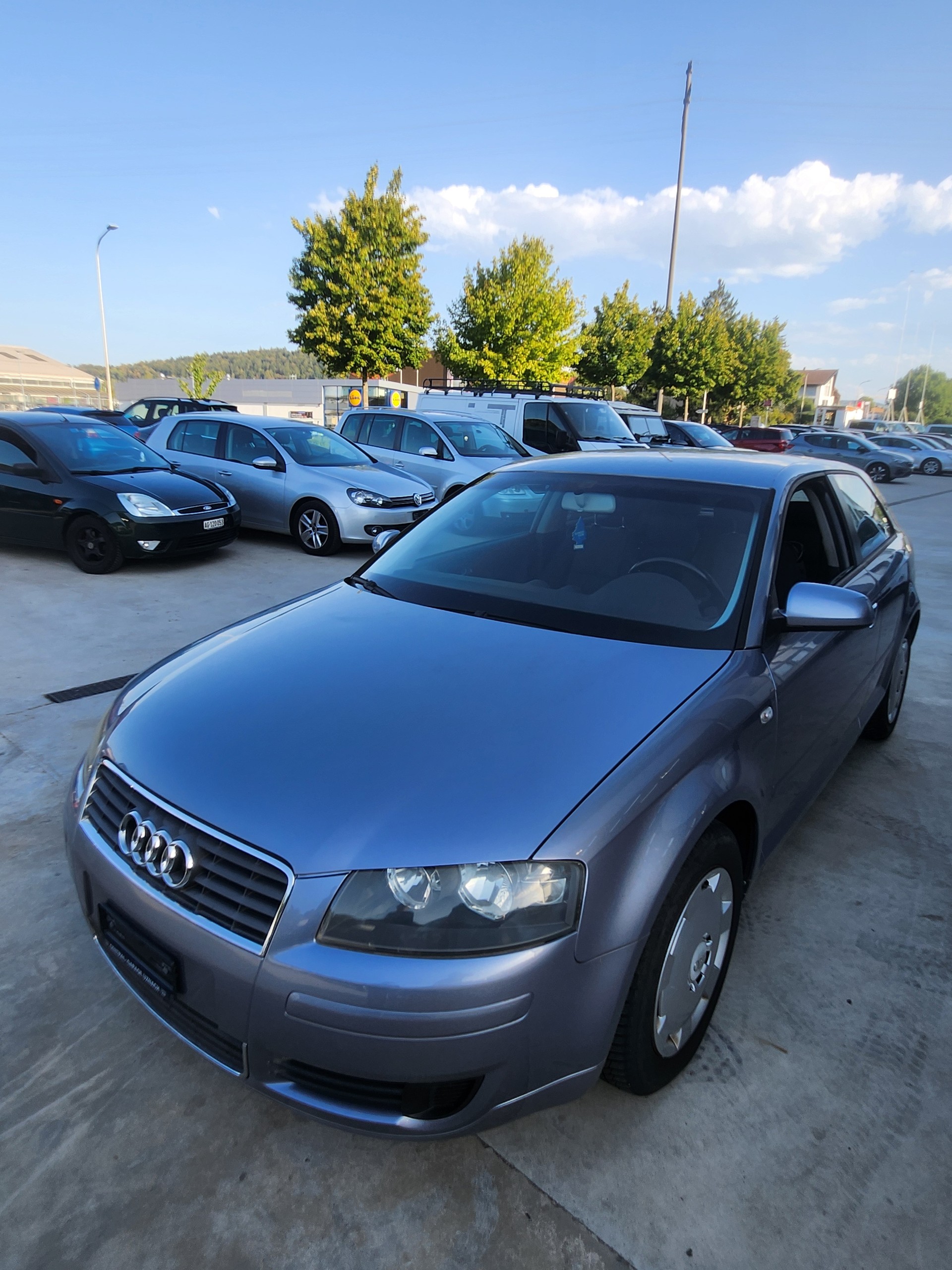 AUDI A3 2.0 FSI Ambition-image-1