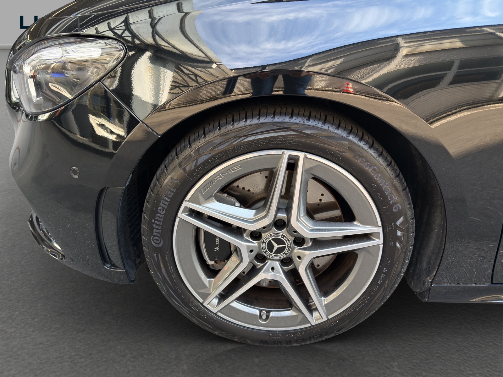 MERCEDES-BENZ B 250 4M - AMG / DISTRONIC / Panorama-Dach / Multibeam LED-image-6