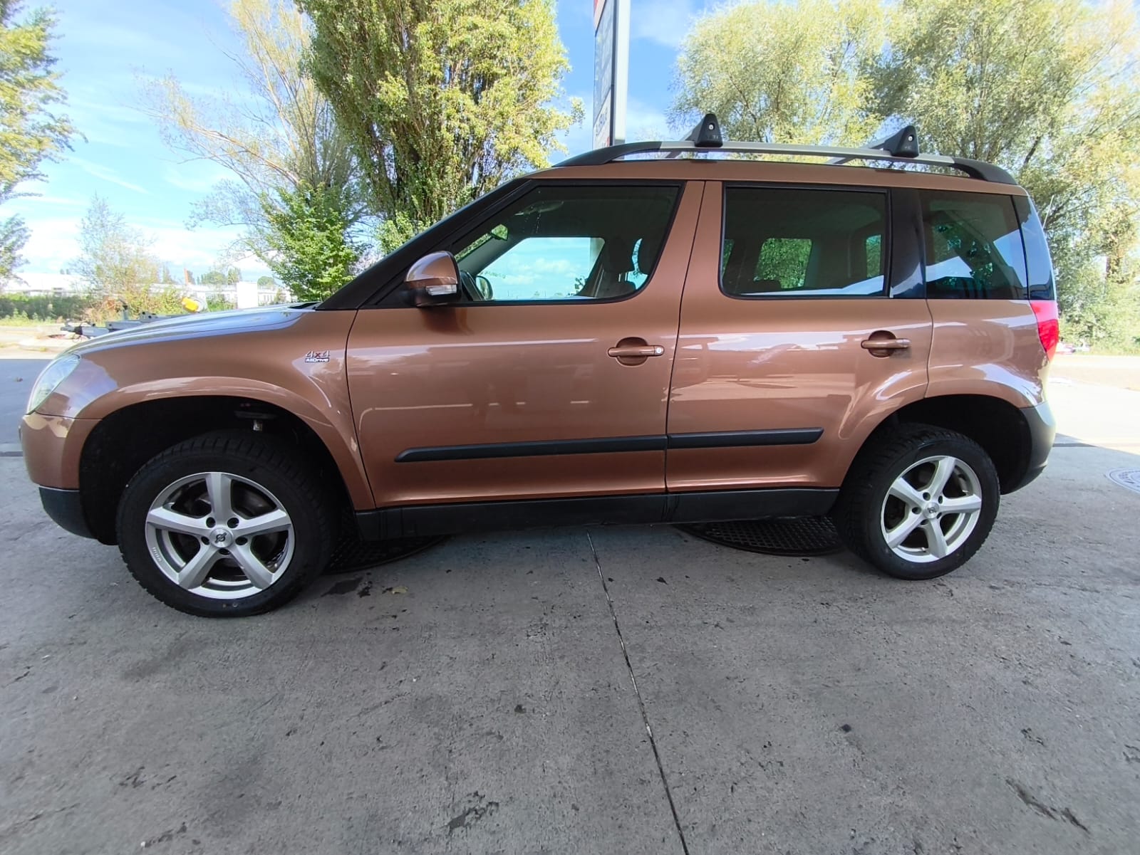 SKODA Yeti 2.0 TDI AllDrive 4x4-image-5