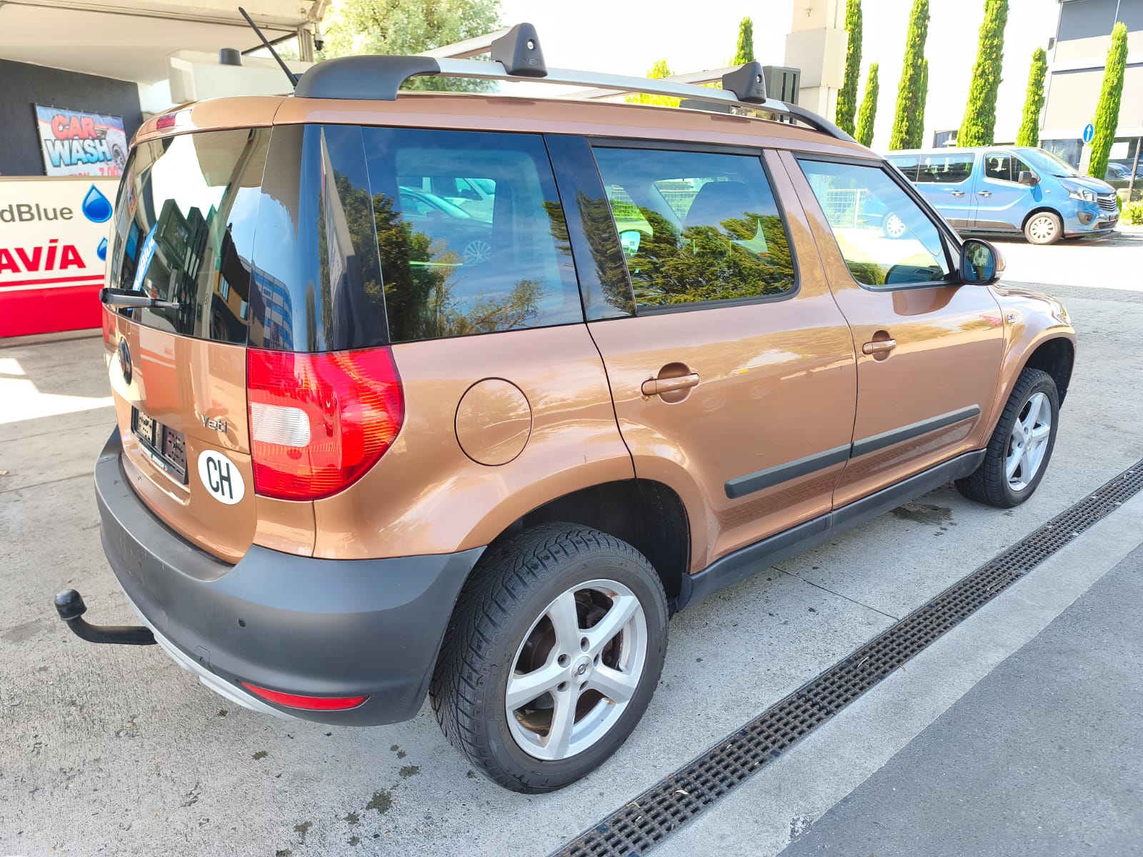 SKODA Yeti 2.0 TDI AllDrive 4x4-image-2