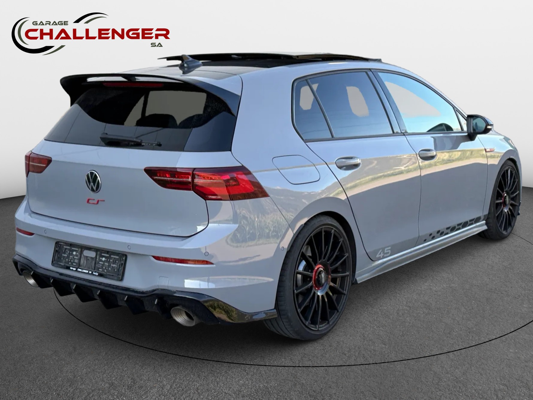 VW Golf 2.0 TSI GTI Clubsport 45 DSG-image-1