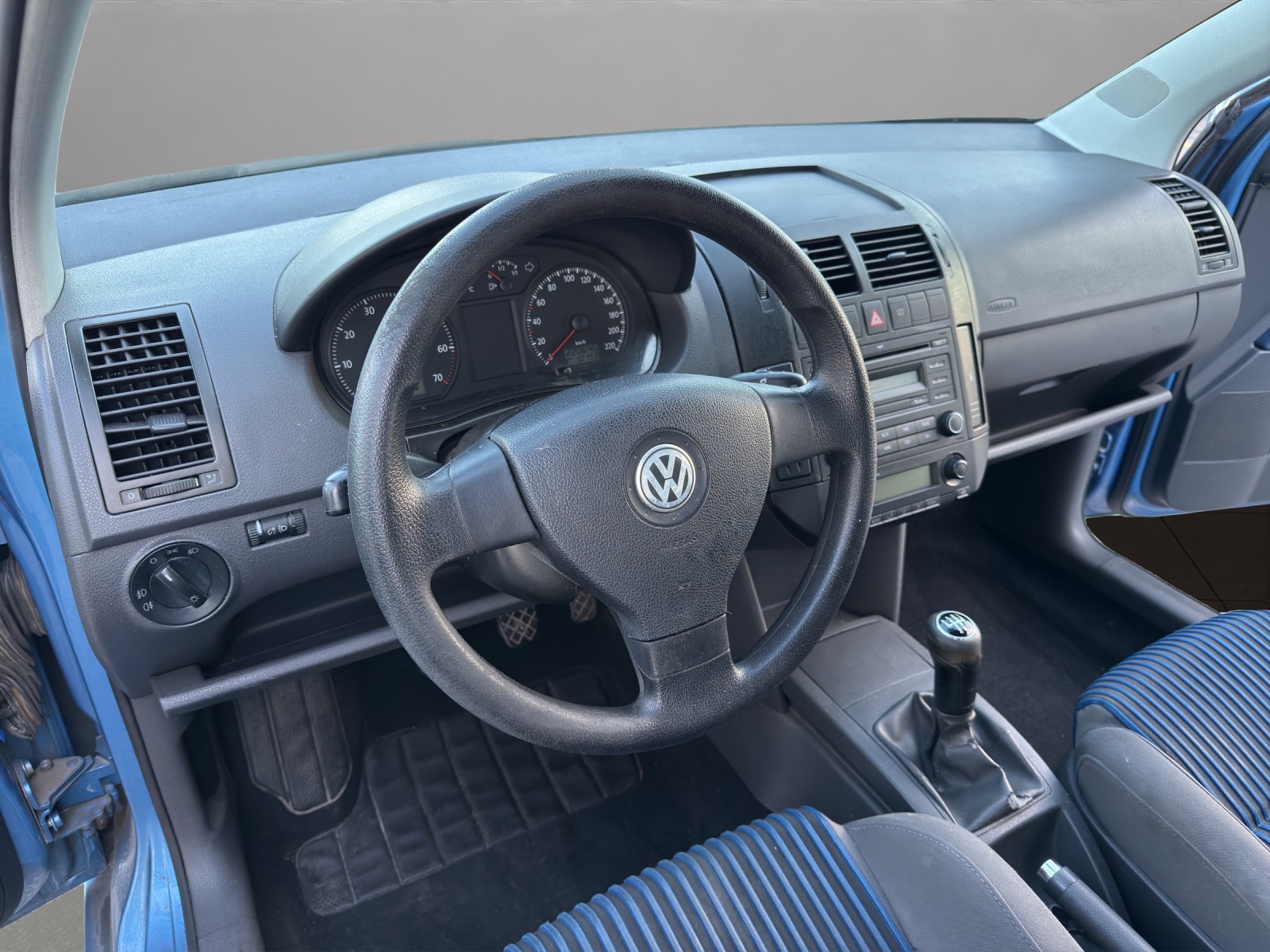 VW Polo 1.6 16V Comfortline-image-9