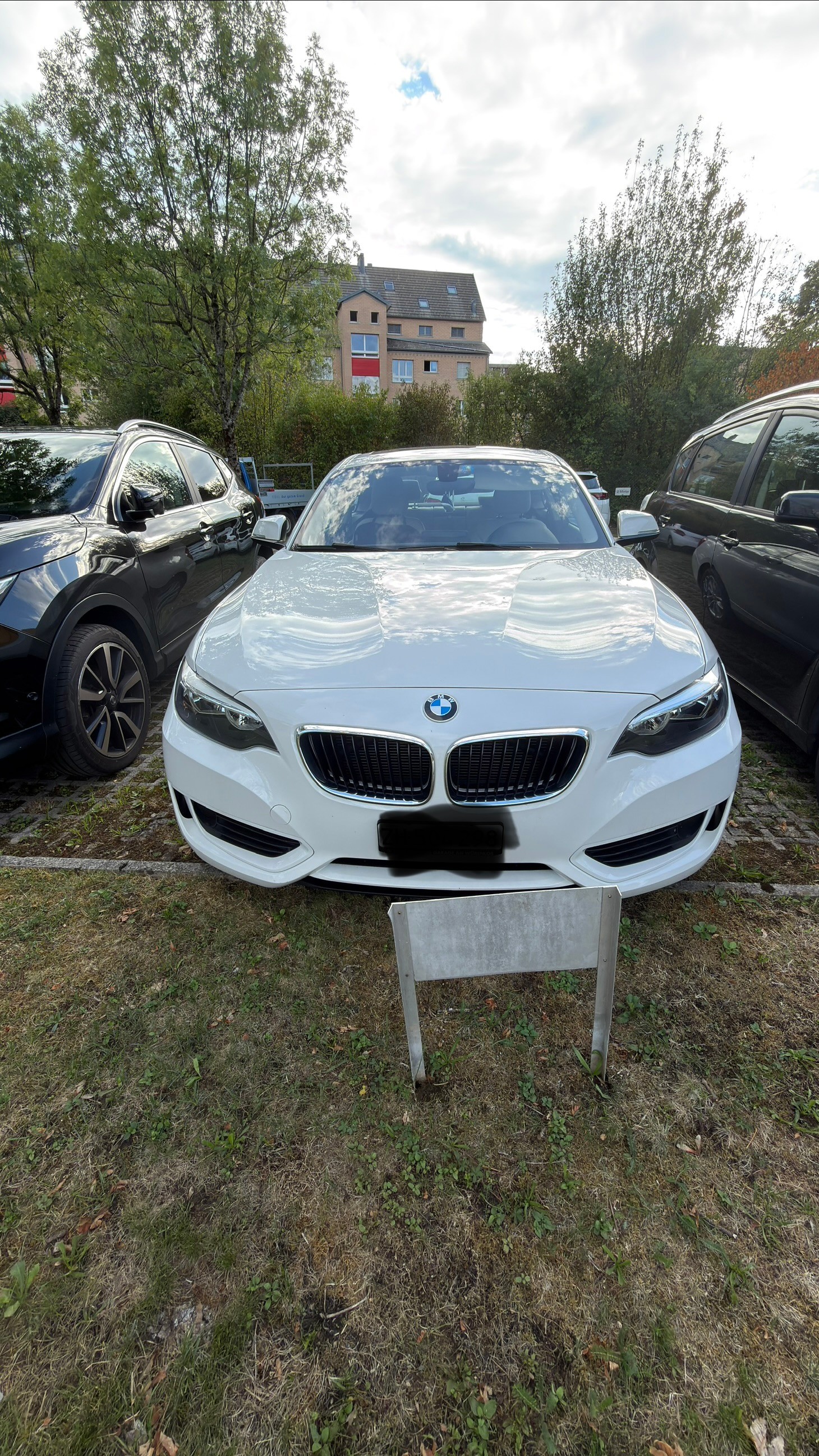 BMW 218d-image-1