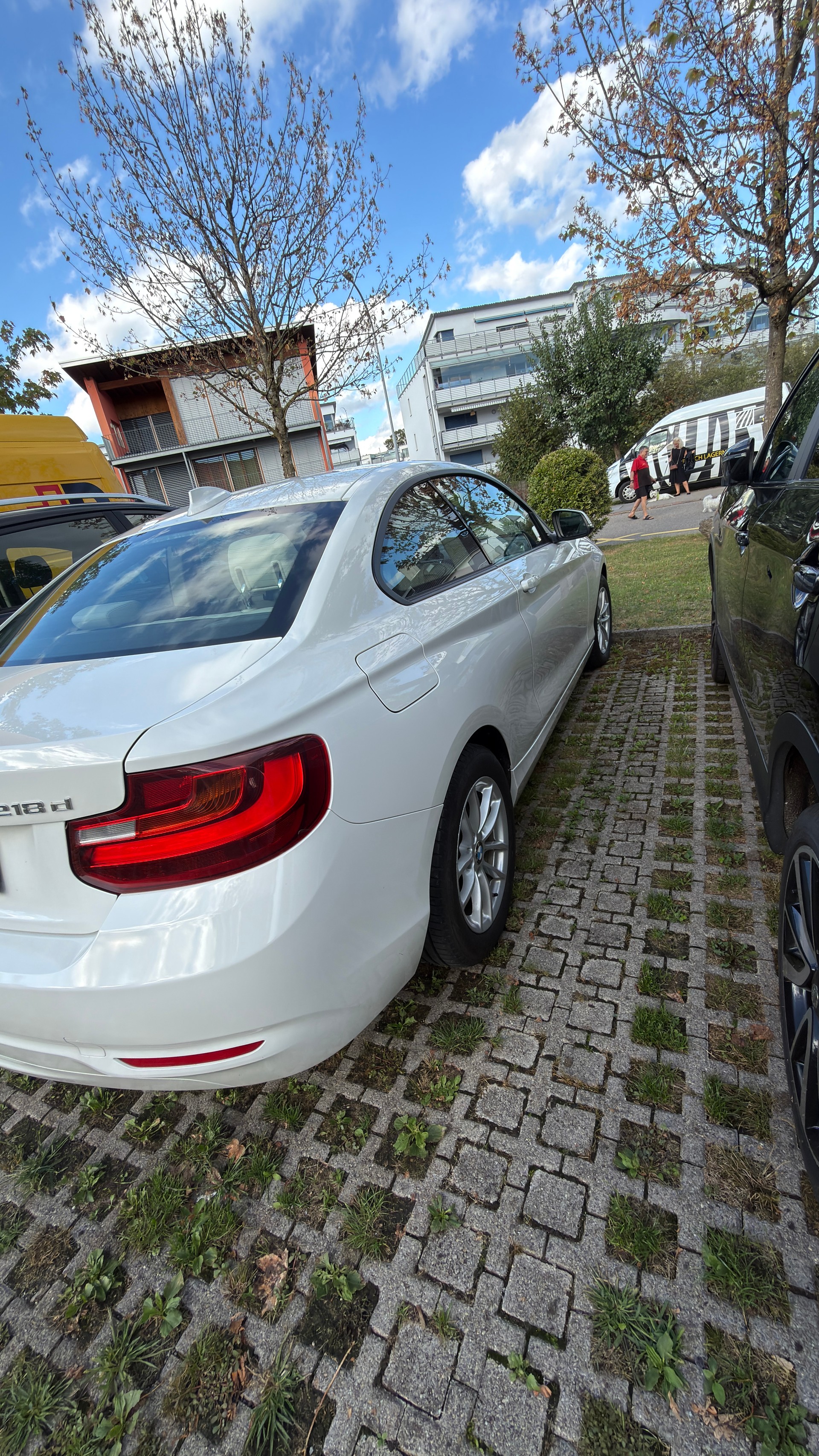BMW 218d-image-2
