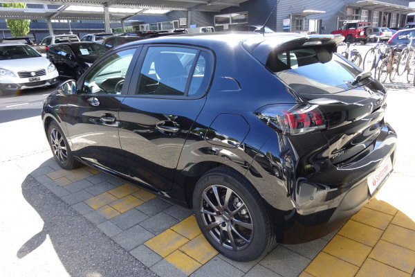 PEUGEOT 208 1.2 PureT Act.P. EAT8-image-3