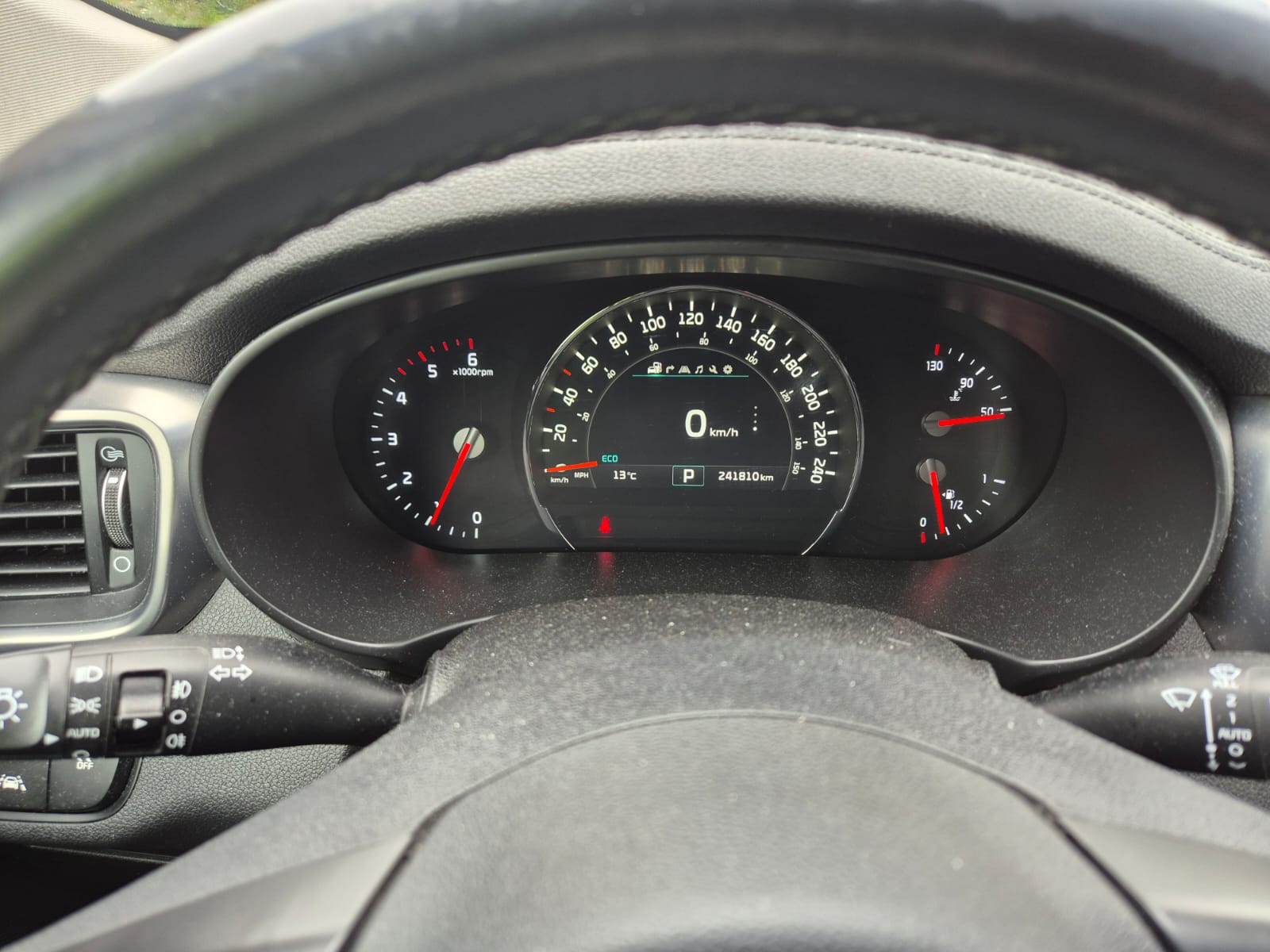 KIA Sorento 2.2 CRDI Style 7P. Automatic-image-8