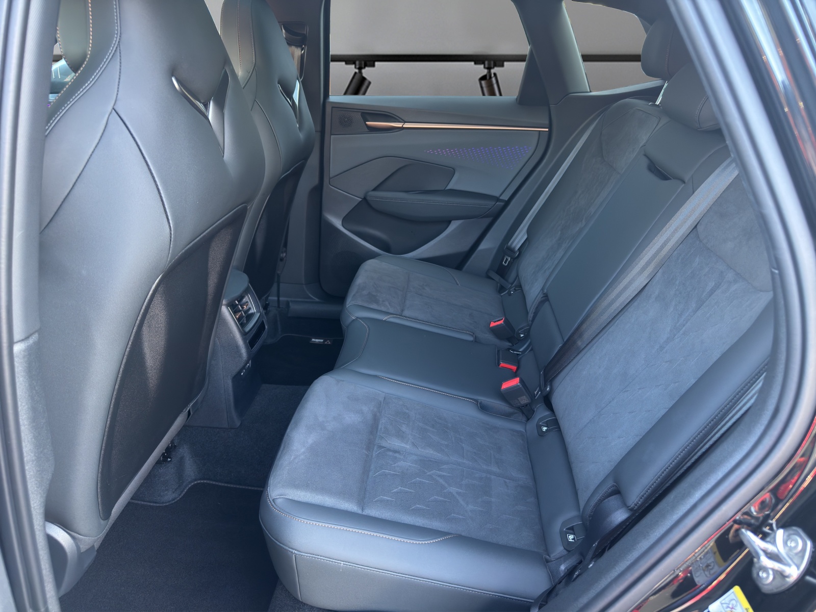 CUPRA Terramar 2.0 TSI DSG 4Drive VZ-image-10