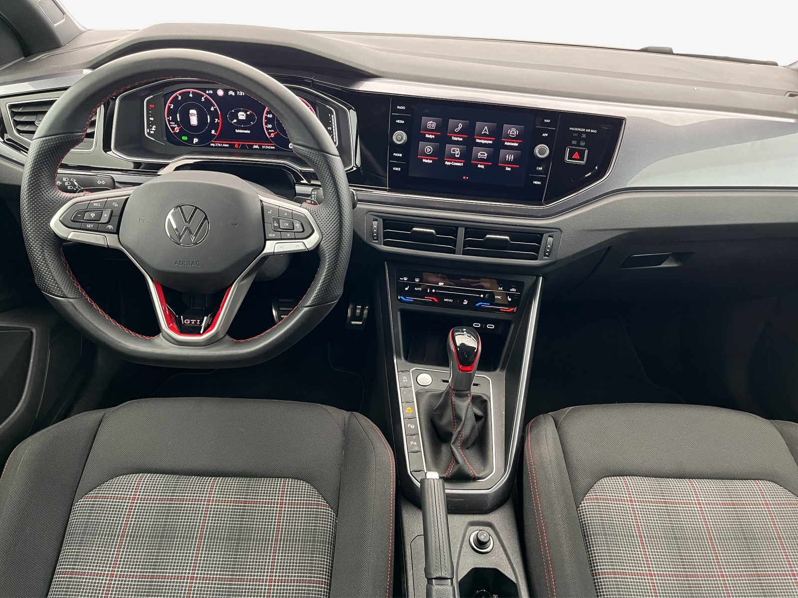 VW Polo 2.0 TSI GTI DSG-image-8