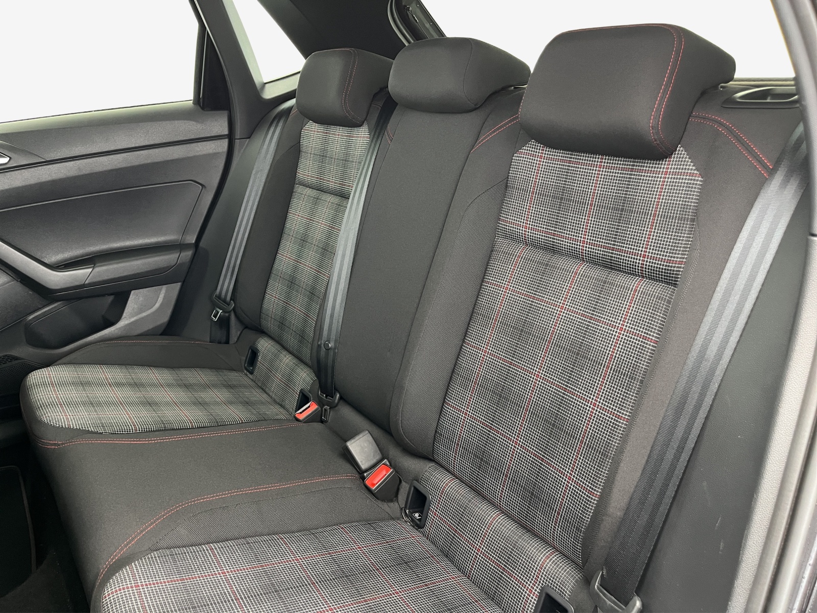 VW Polo 2.0 TSI GTI DSG-image-11