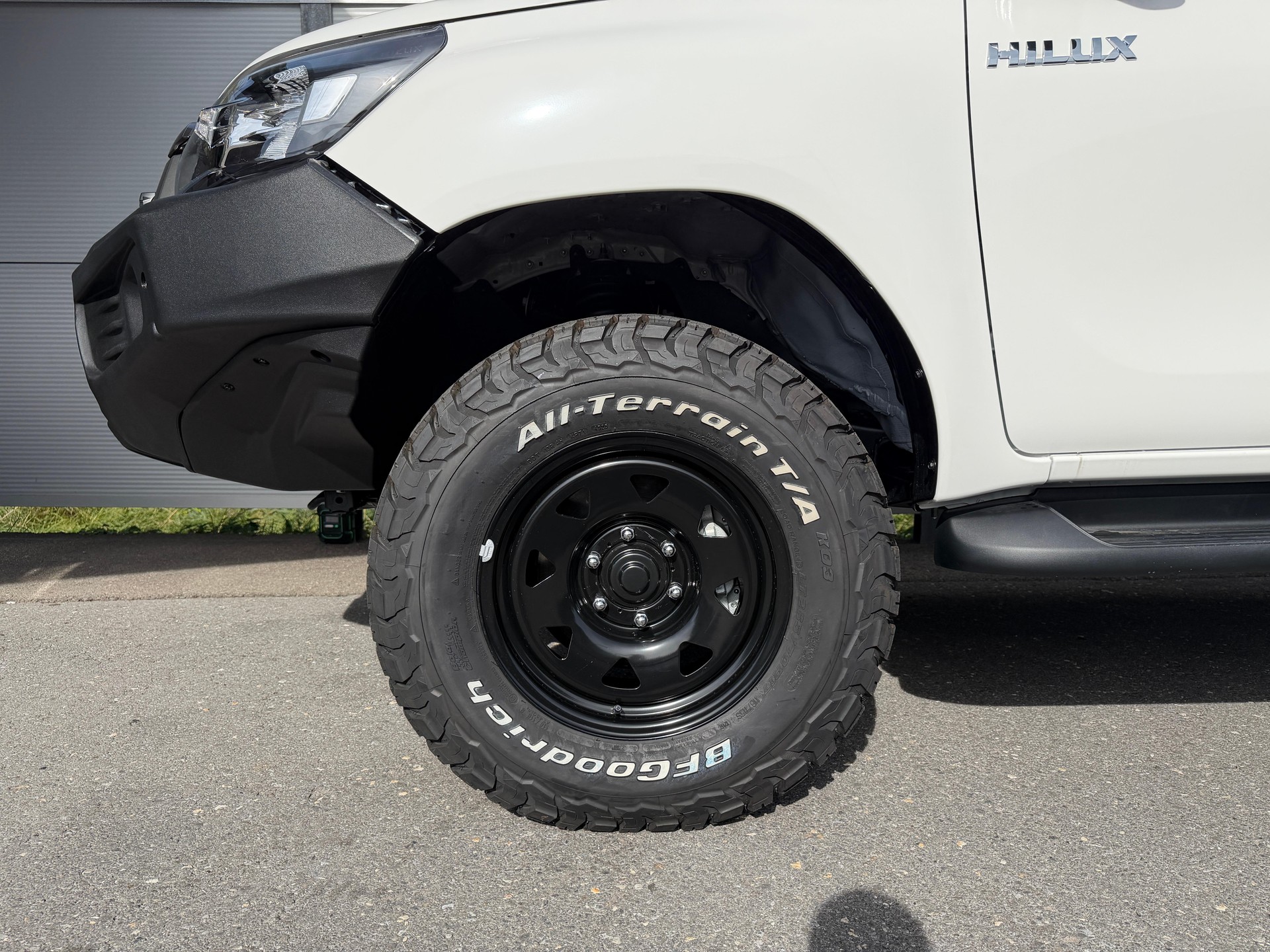 TOYOTA Hilux Double Cab.-Pick-up 2.8 D-4D 204 Comfort-image-7