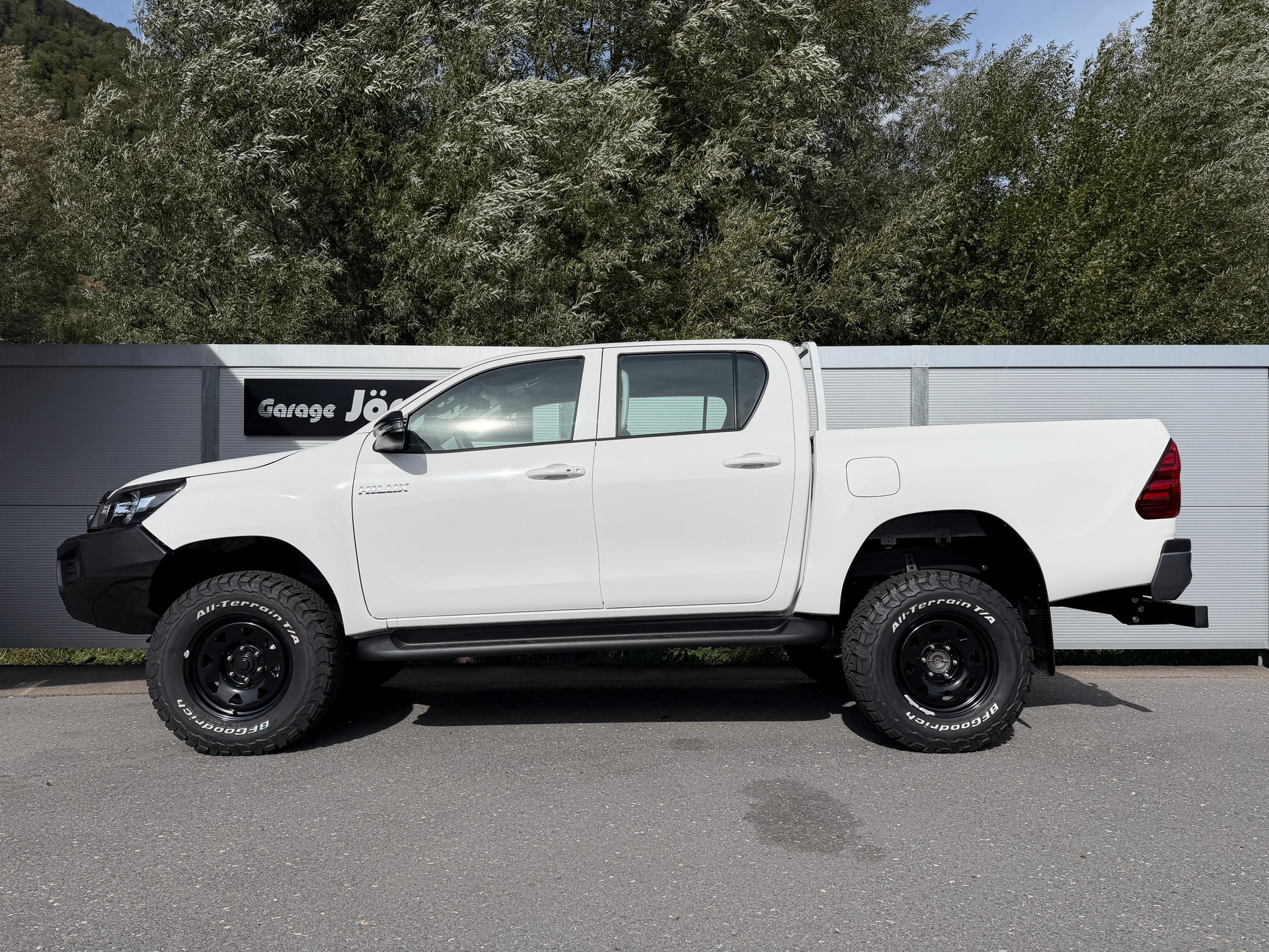 TOYOTA Hilux Double Cab.-Pick-up 2.8 D-4D 204 Comfort-image-8