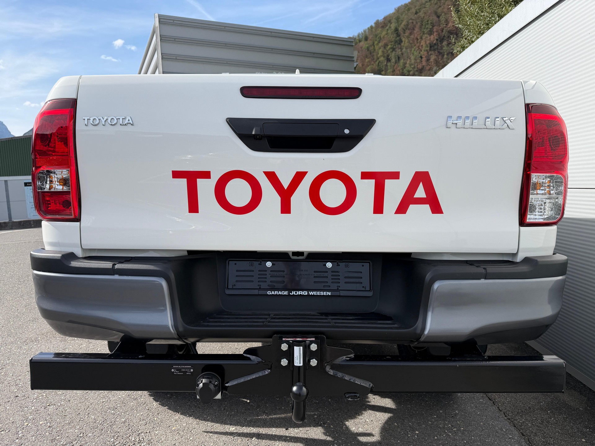TOYOTA Hilux Double Cab.-Pick-up 2.8 D-4D 204 Comfort-image-10