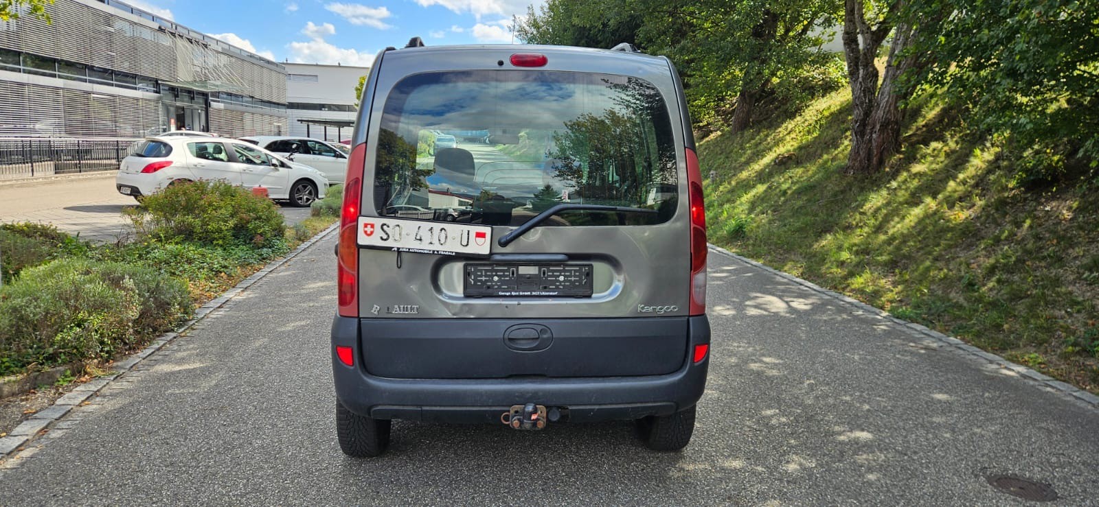 RENAULT Kangoo 1.6 16V Privilège Suisse 4X4-image-7