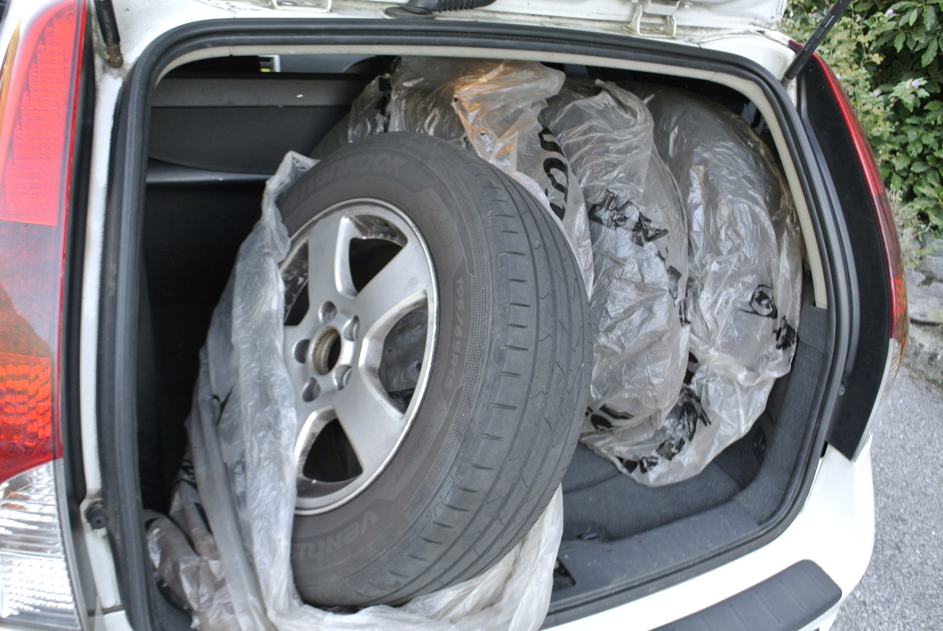 VOLVO V50 1.6-image-15