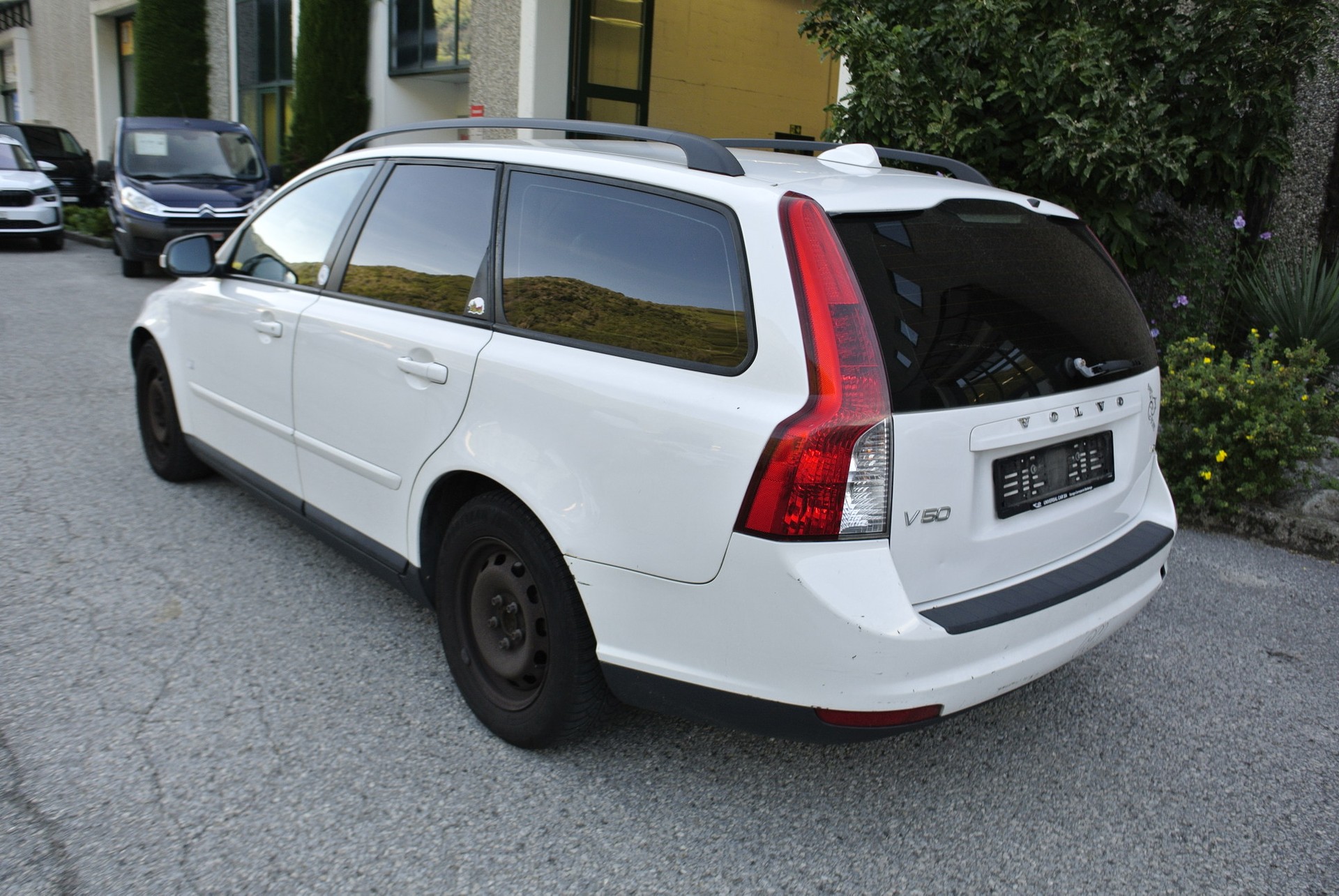 VOLVO V50 1.6-image-7