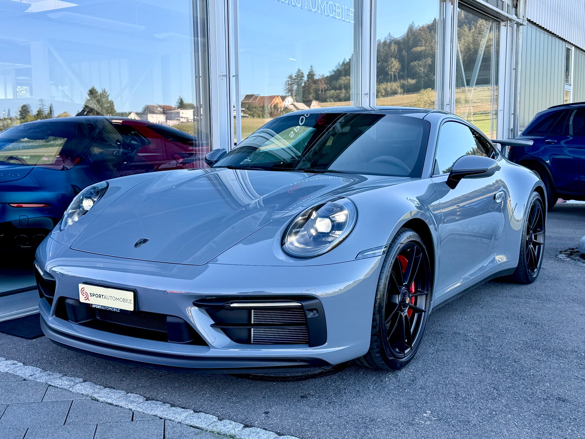 PORSCHE 911 Carrera GTS PDK *CH Auto*-image-3