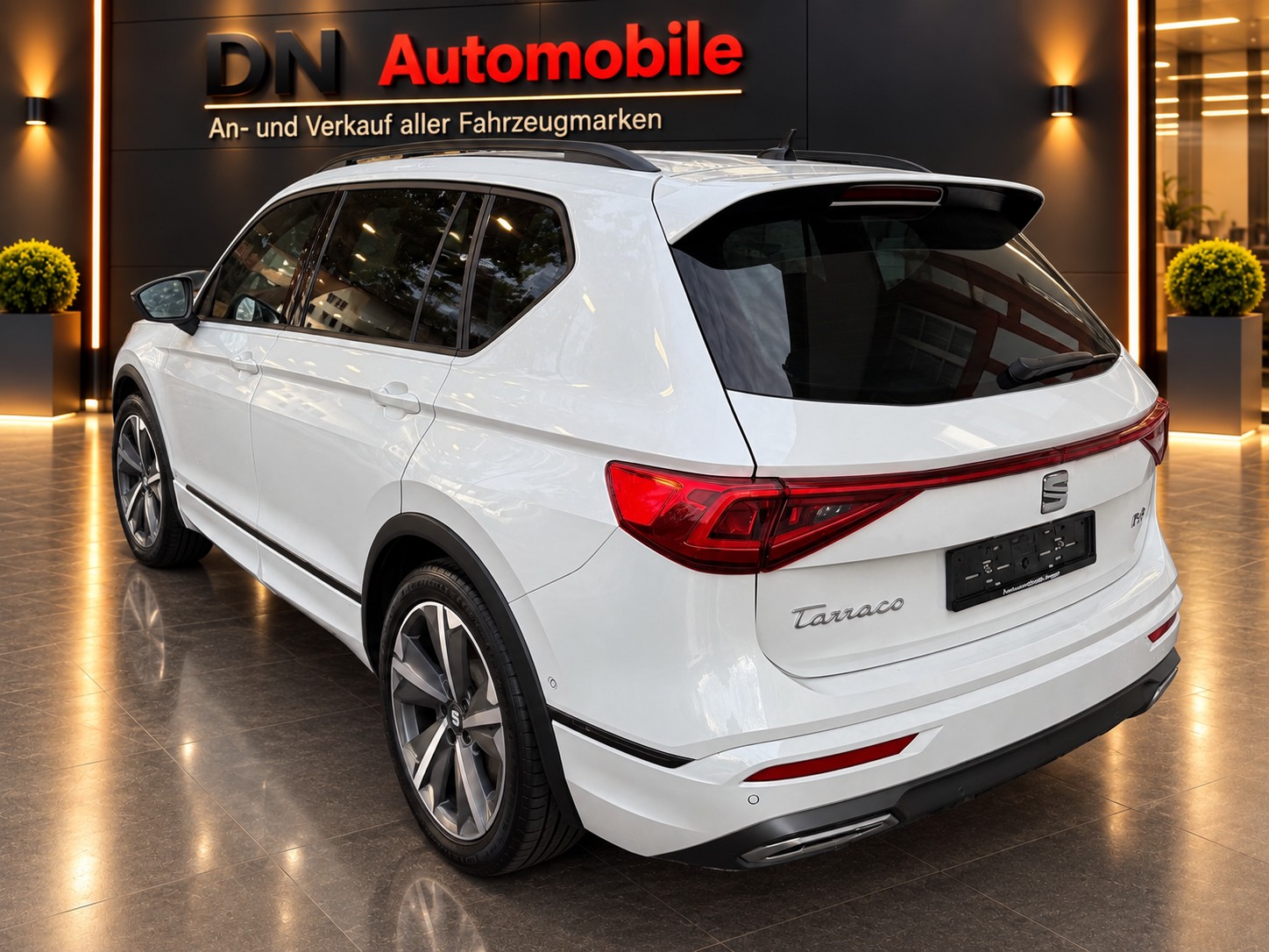 SEAT Tarraco 2.0TSI 4Drive Hola FR DSG STANDHEIZUNG - ANHÄNGERKUPLUNG-image-1