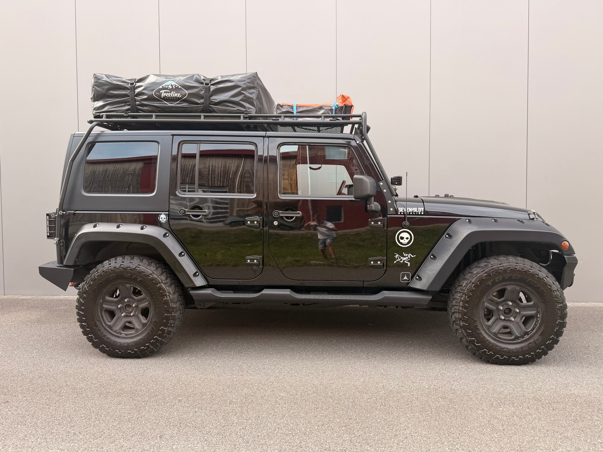 JEEP Wrangler 2.8CRD Unlimited Sahara Automatic-image-4