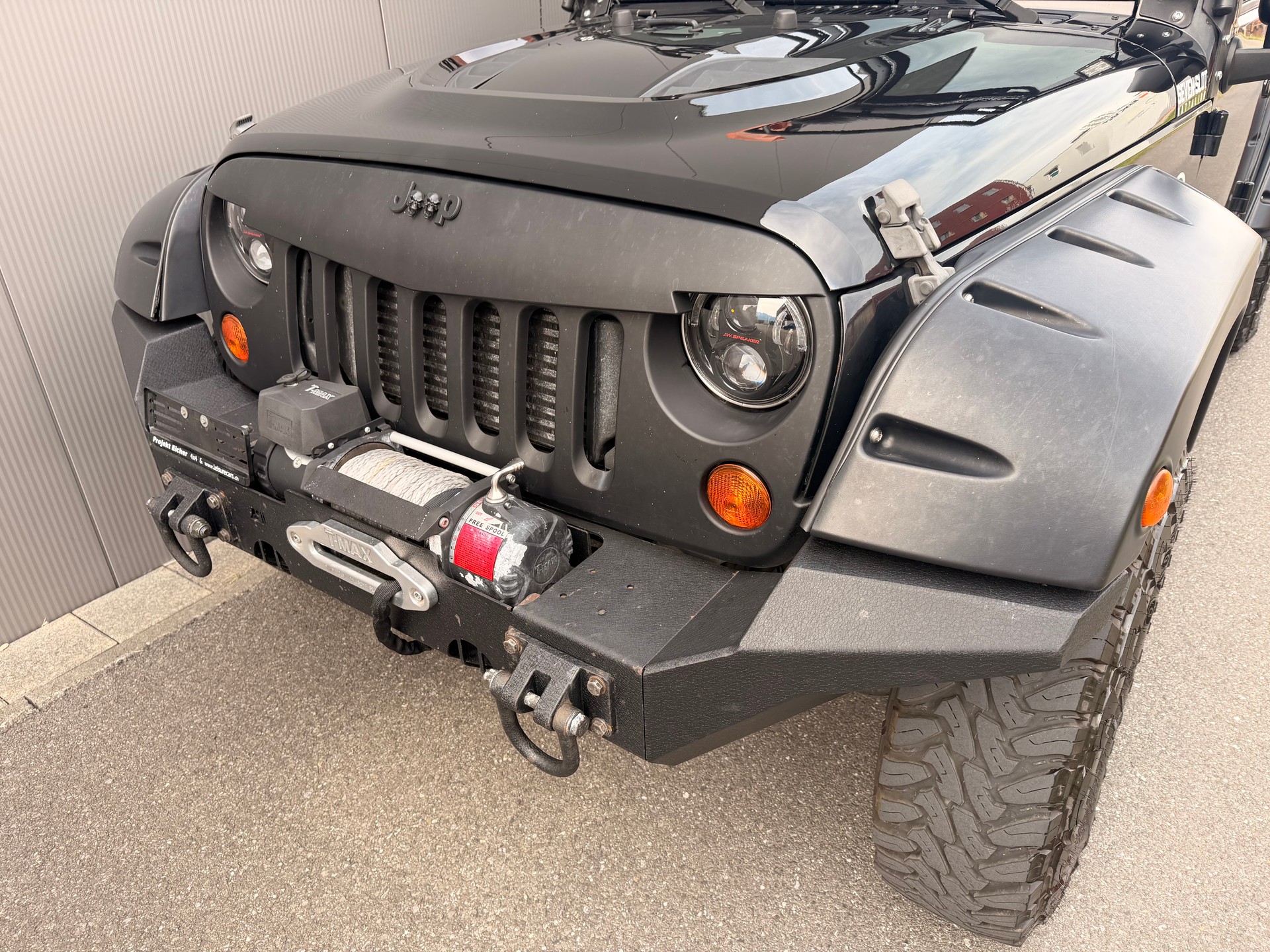 JEEP Wrangler 2.8CRD Unlimited Sahara Automatic-image-14