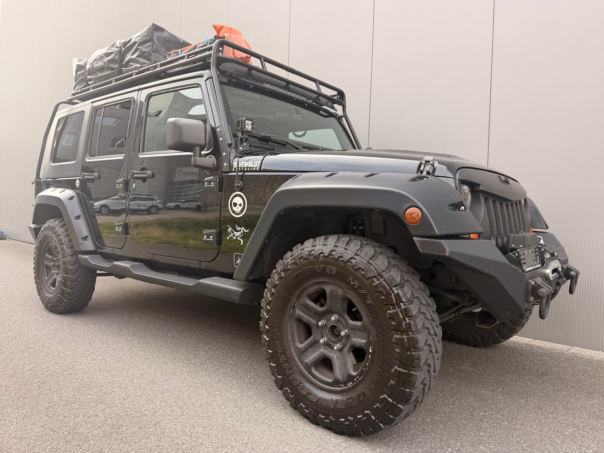 JEEP Wrangler 2.8CRD Unlimited Sahara Automatic-image-3