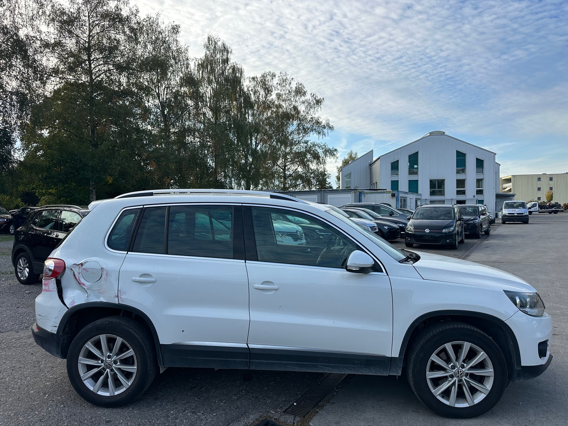 VW Tiguan 2.0 TDI BlueMotion Sport&Style 4Motion DSG-image-6