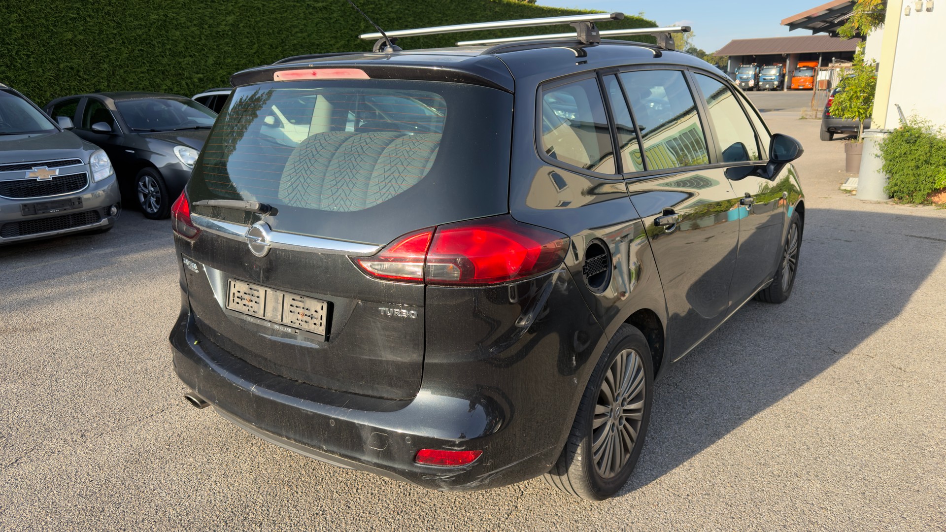 OPEL Zafira Tourer 1.6i 16V Turbo Cosmo Automatic-image-4