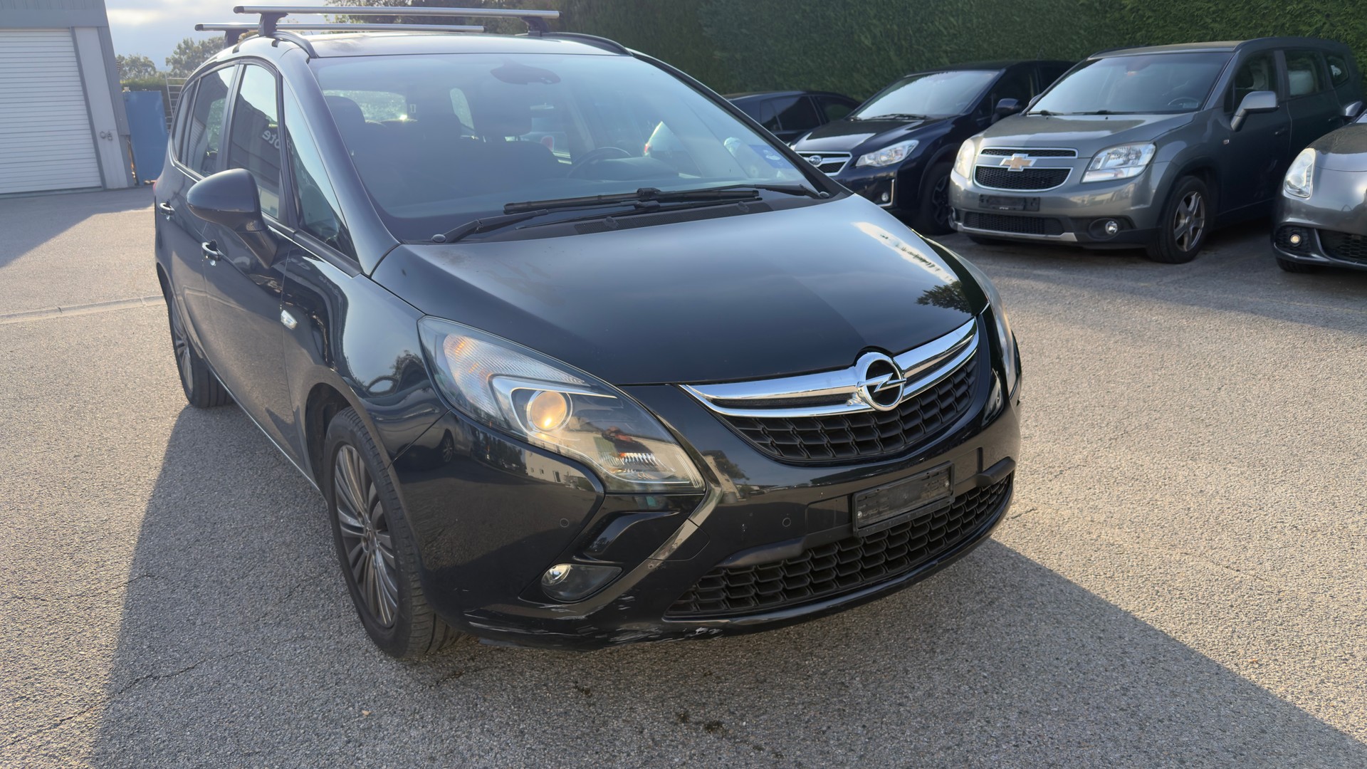 OPEL Zafira Tourer 1.6i 16V Turbo Cosmo Automatic-image-1