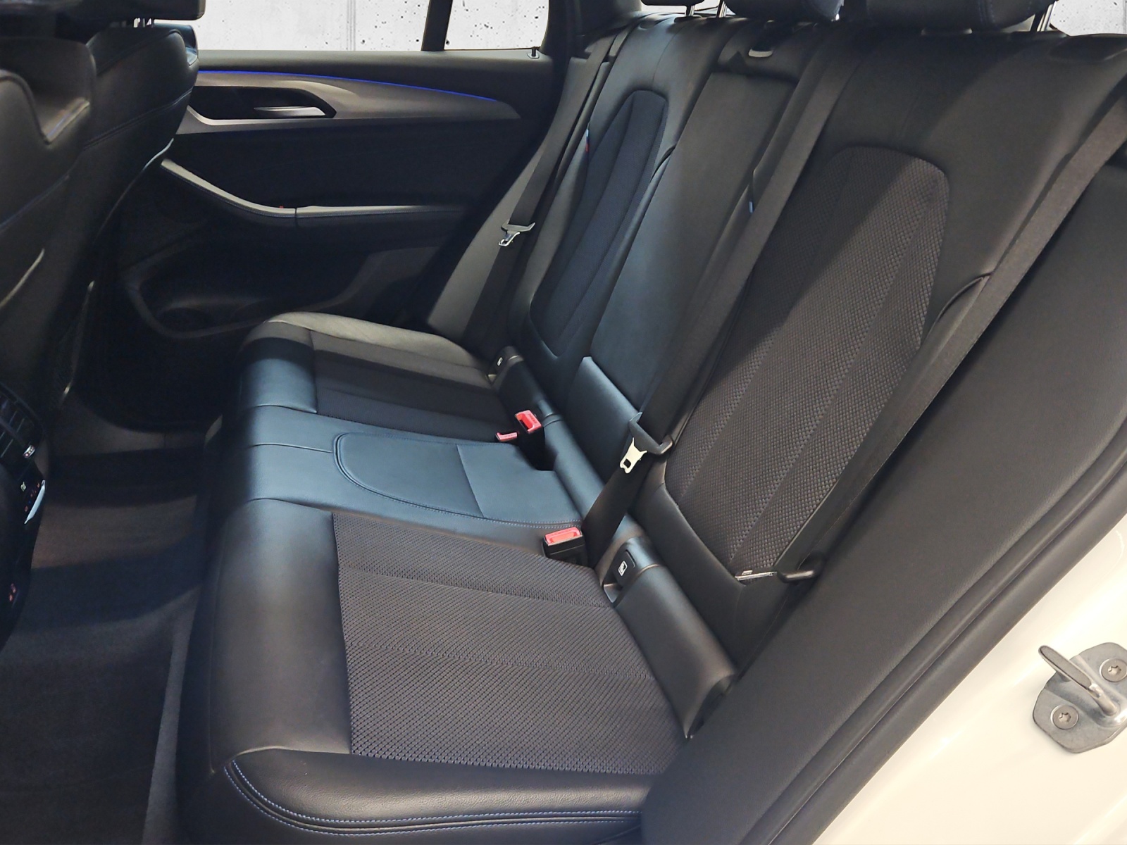 BMW X3 xDrive 20d M Sport-image-10