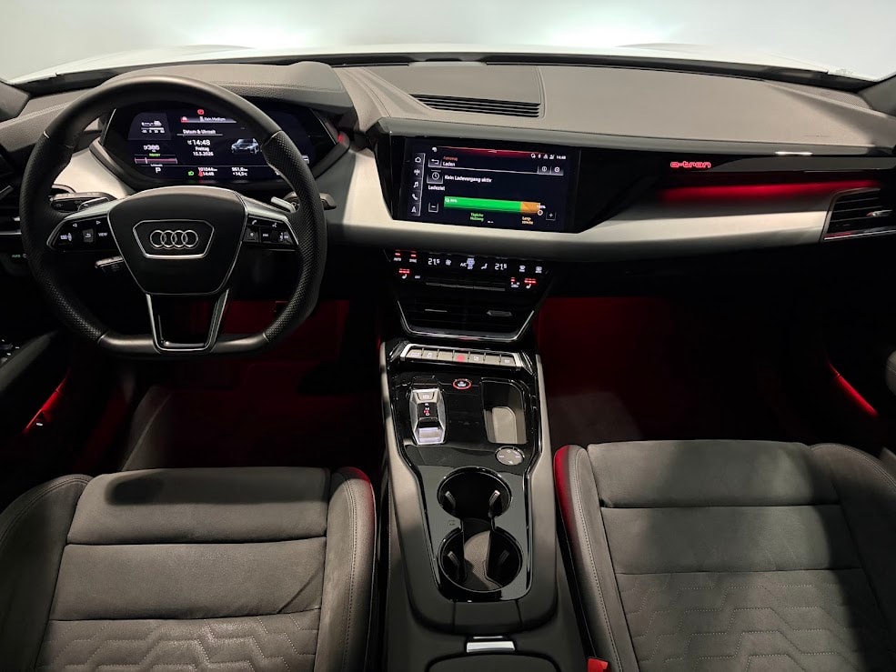 AUDI e-tron GT quattro-image-11