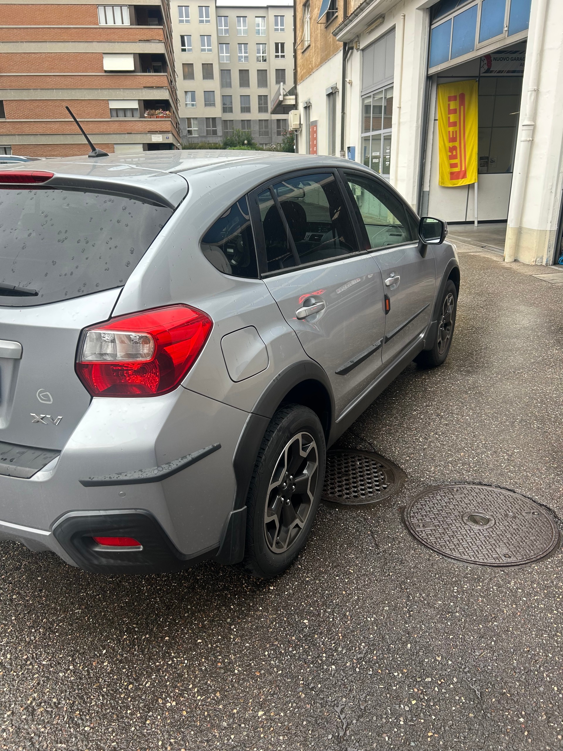 SUBARU XV 2.0 Swiss Three AWD-image-2