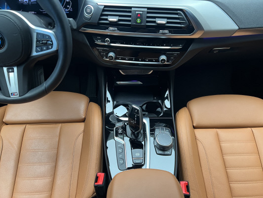 BMW X3 xDrive 30e xLine-image-11
