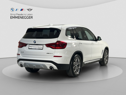 BMW X3 xDrive 30e xLine-image-4