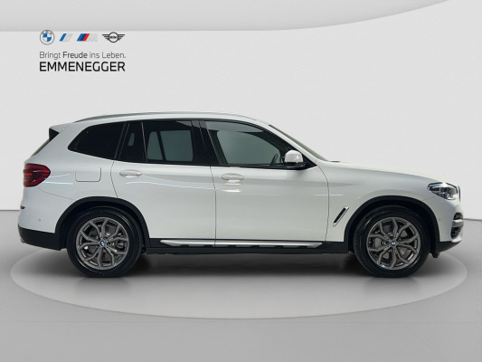 BMW X3 xDrive 30e xLine-image-5