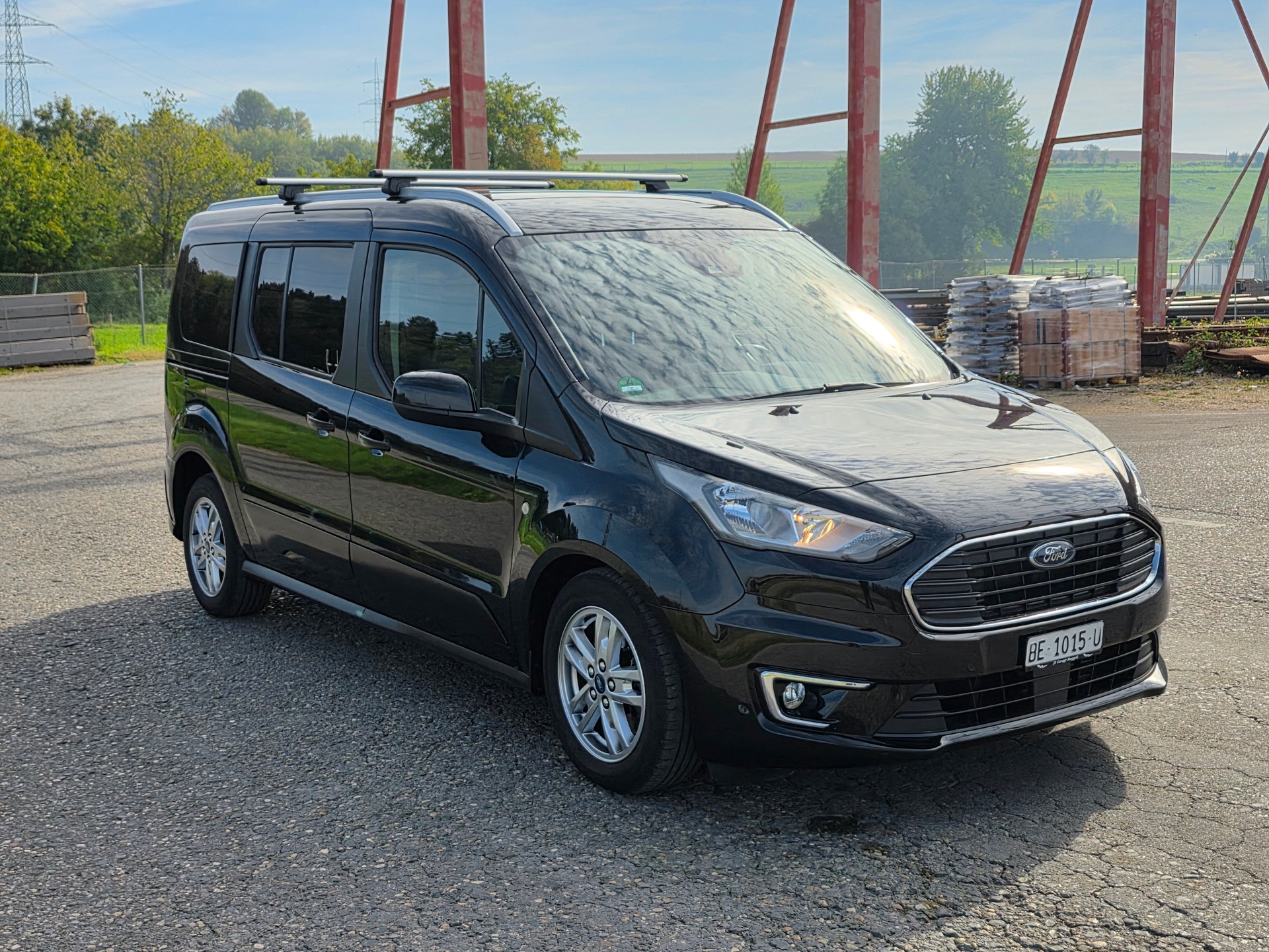 FORD Grand Tourneo Connect 1.5 EcoBlue Titanium Automat-image-4