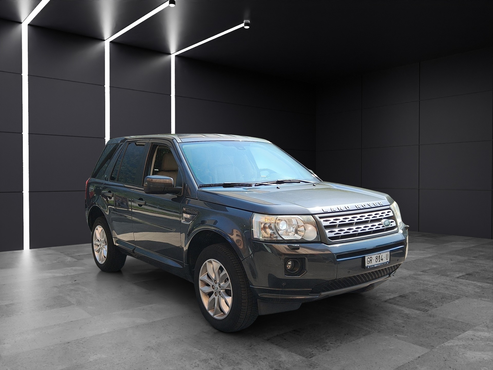 LAND ROVER Freelander 2.2 SD4 Sport Automatic-image-1