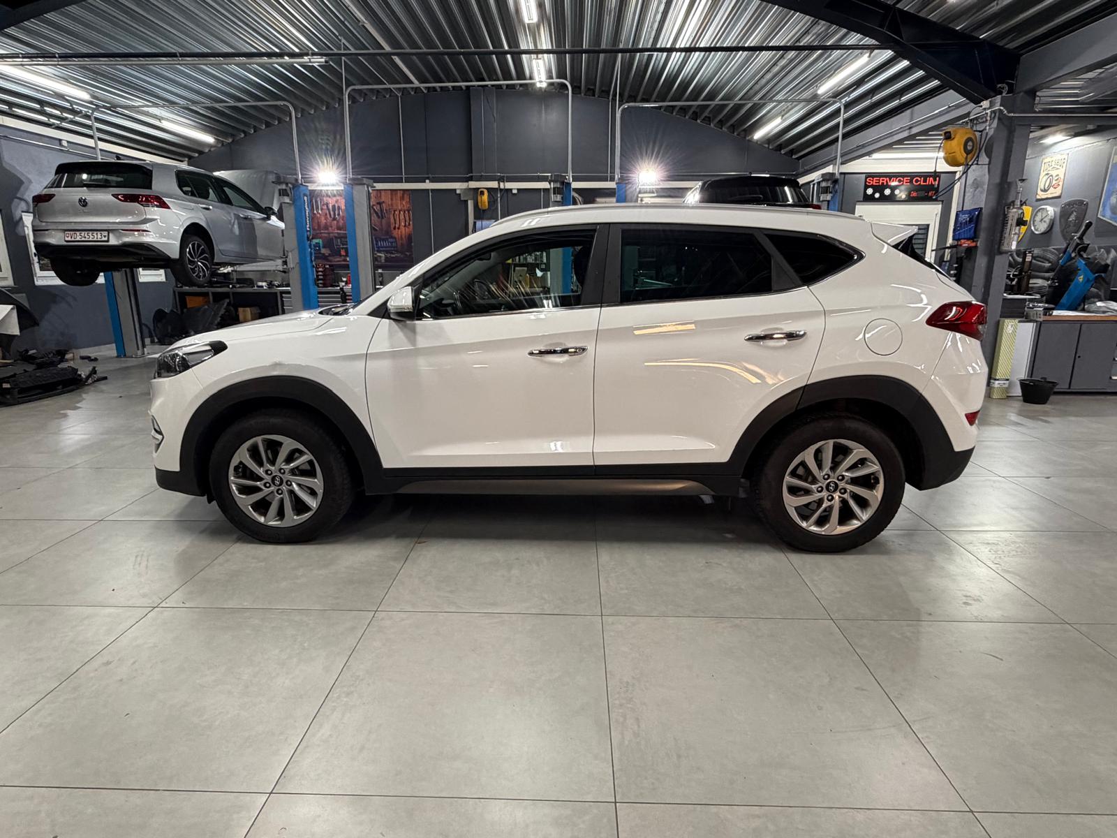 HYUNDAI Tucson 2.0 CRDI Vertex 4WD-image-7